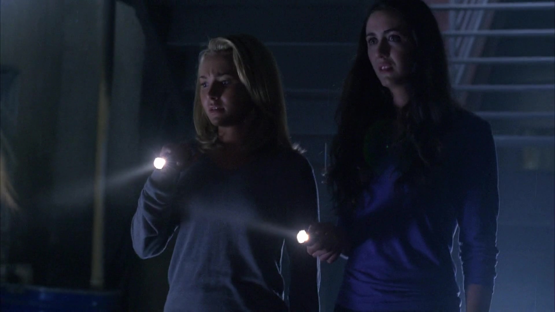 Heroes_S04E06_1080p_4025.jpg Heroes_S04E06_1080p_4025.jpg