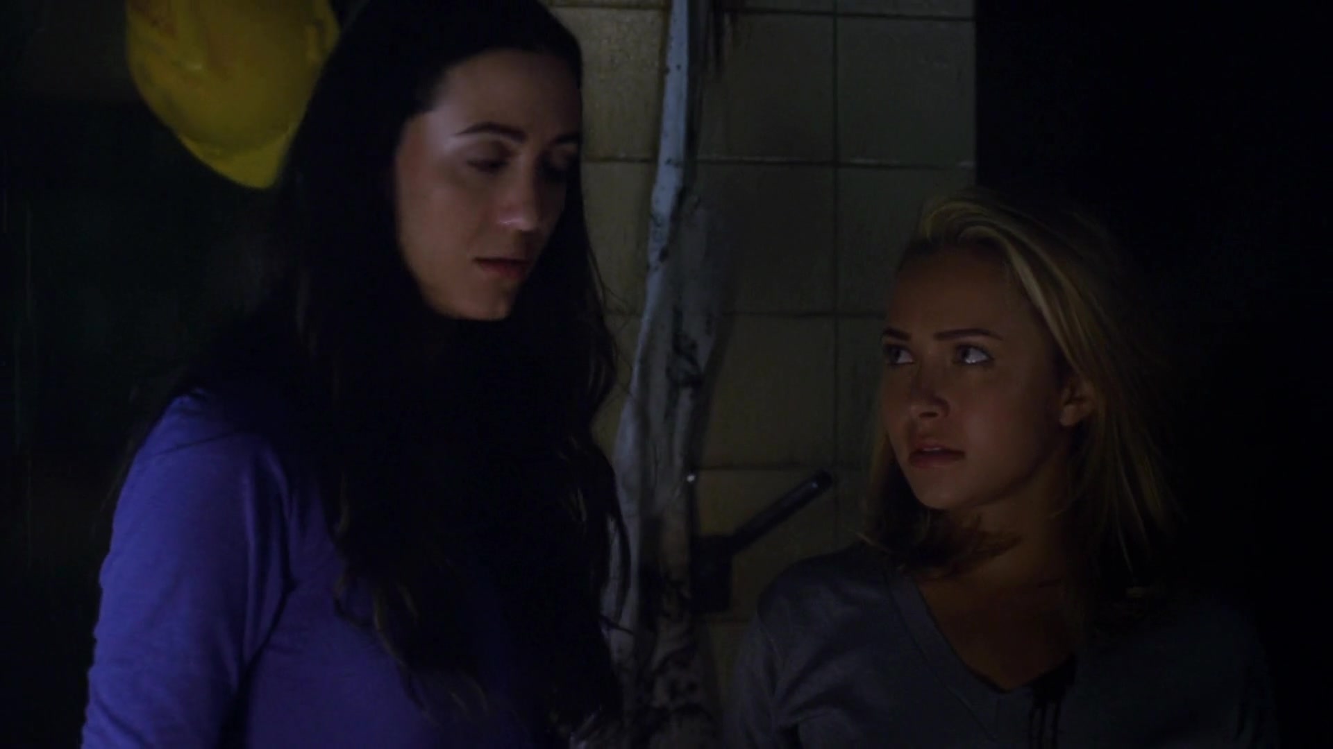 Heroes_S04E06_1080p_5255.jpg Heroes_S04E06_1080p_5255.jpg