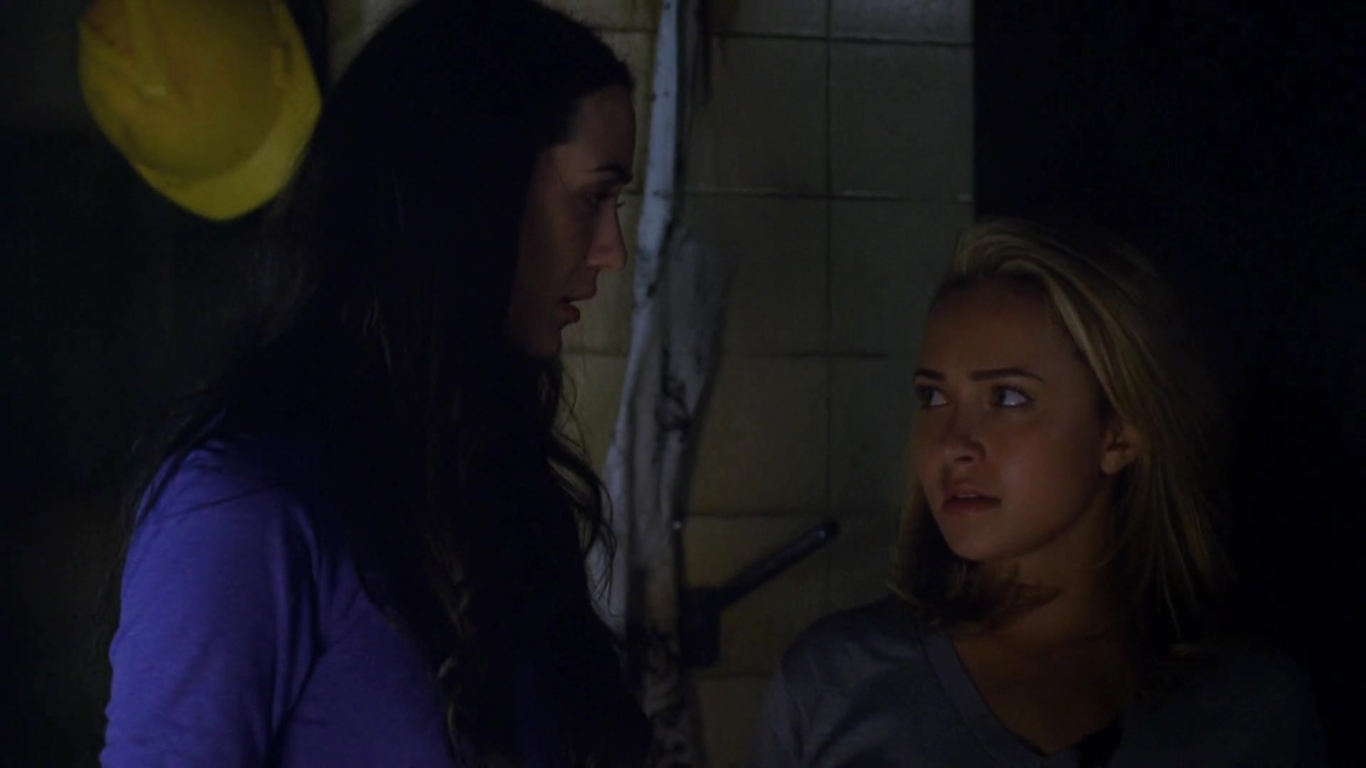 Heroes_S04E06_1080p_5257.jpg Heroes_S04E06_1080p_5257.jpg