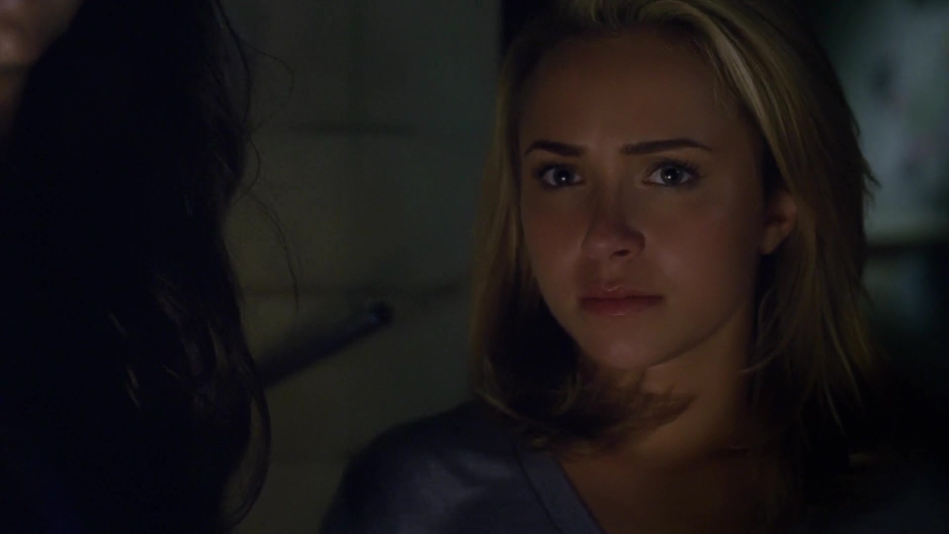 Heroes_S04E06_1080p_5272.jpg Heroes_S04E06_1080p_5272.jpg
