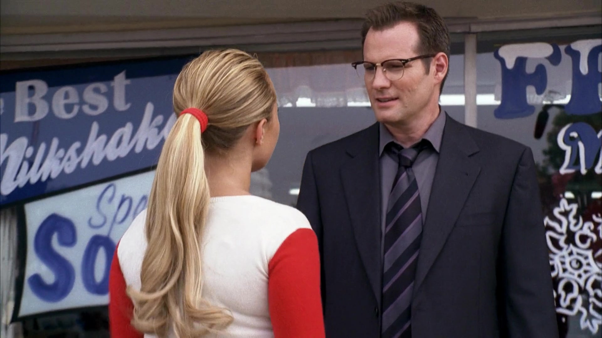 Heroes_S04E07_1080p__3689.jpg