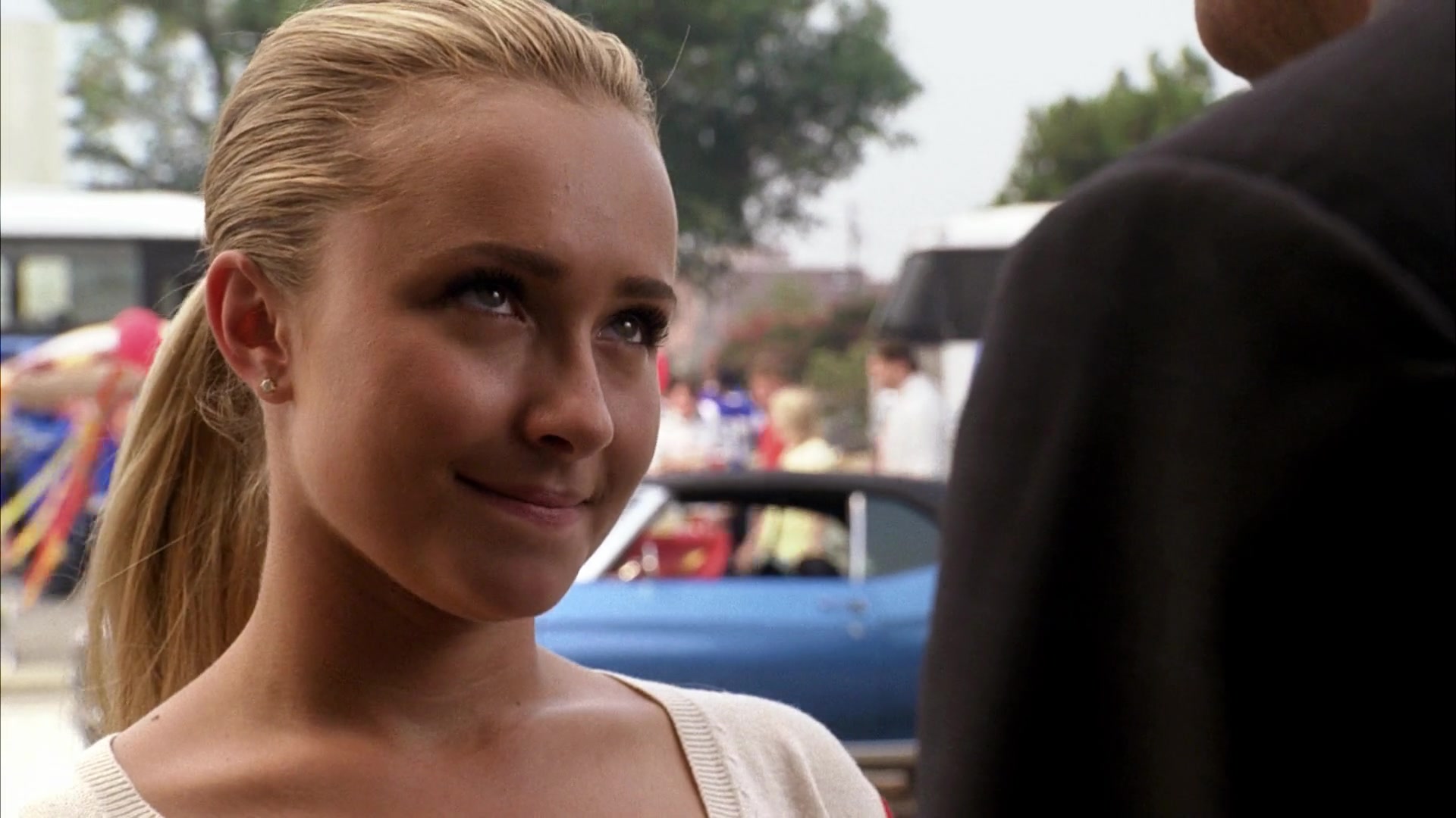 Heroes_S04E07_1080p__3710.jpg