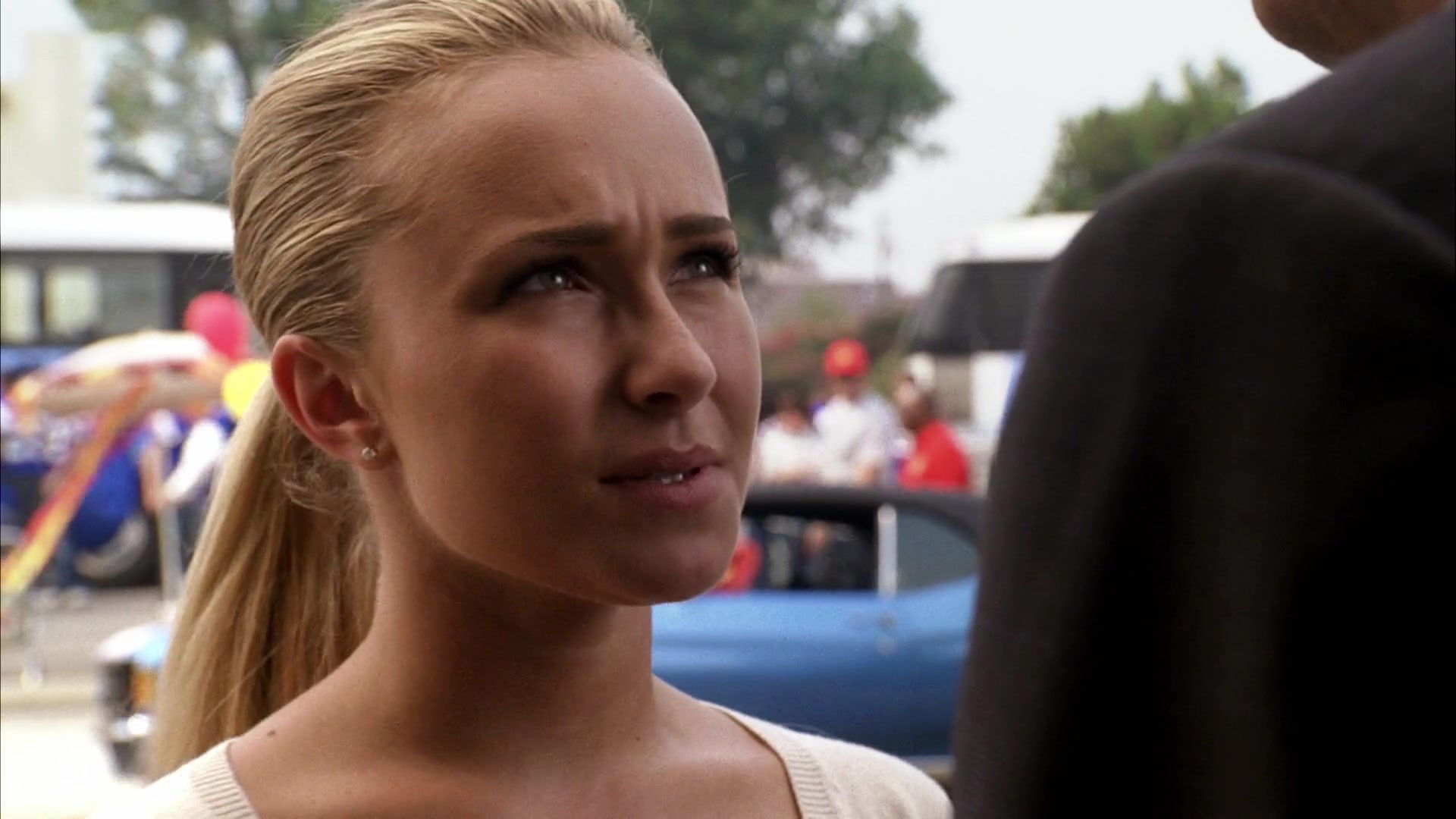 Heroes_S04E07_1080p__3715.jpg