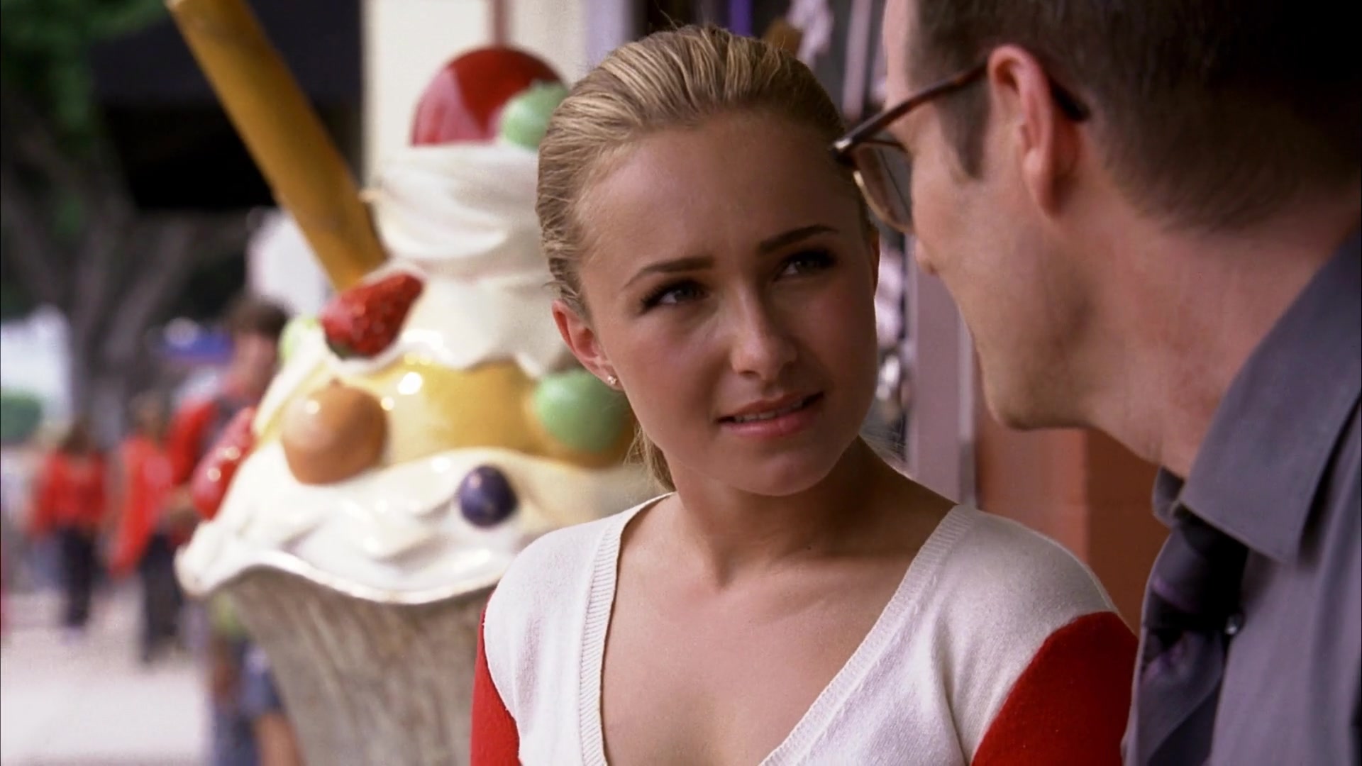 Heroes_S04E07_1080p__3761.jpg Heroes_S04E07_1080p__3761.jpg