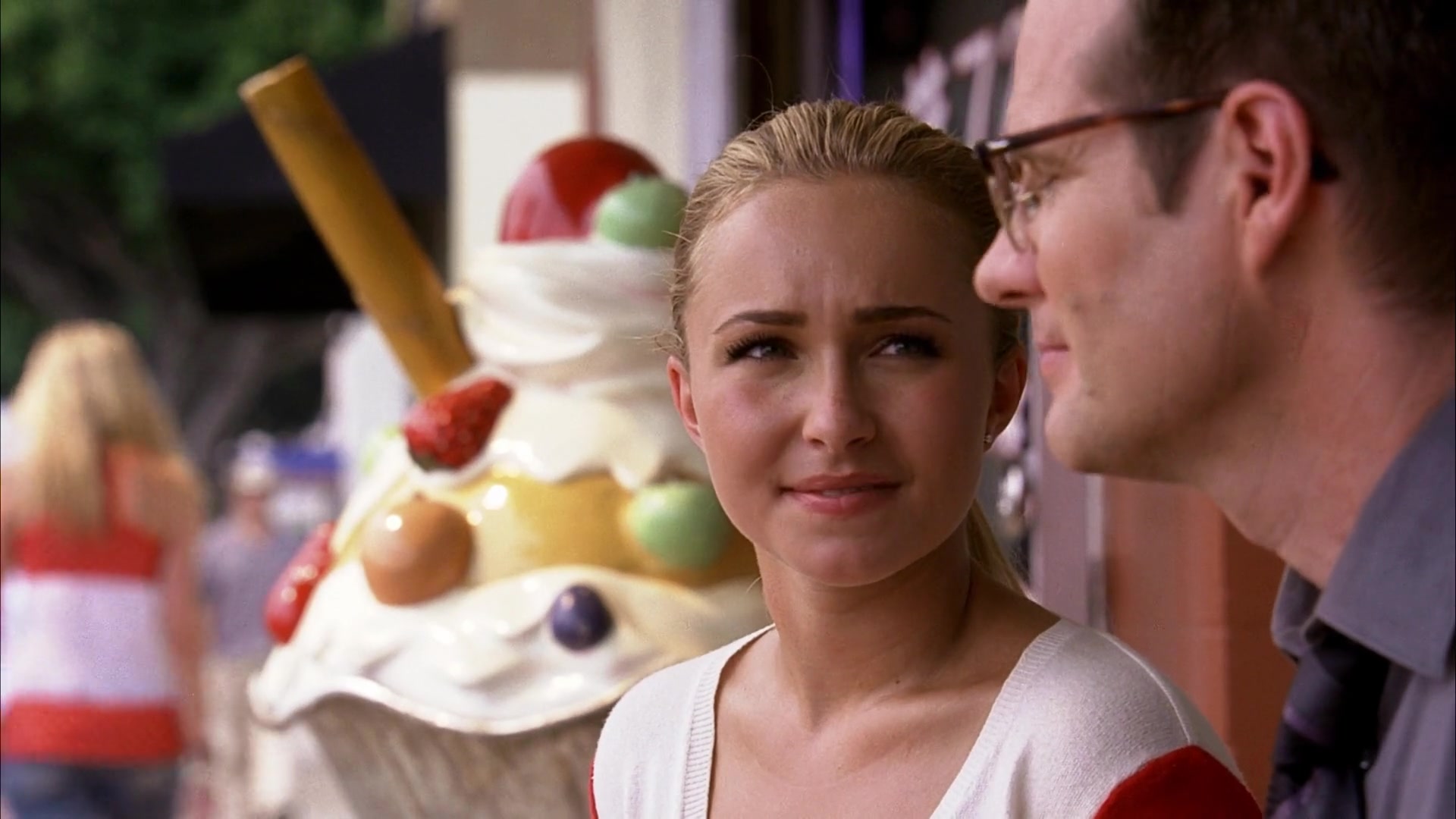 Heroes_S04E07_1080p__3808.jpg Heroes_S04E07_1080p__3808.jpg