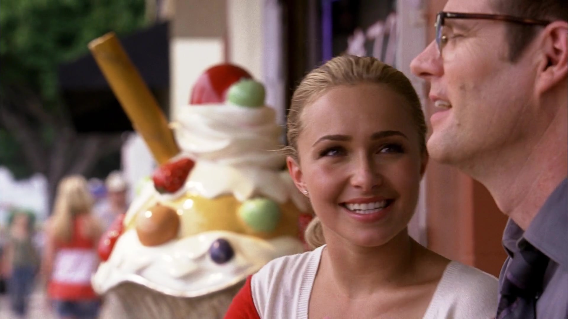 Heroes_S04E07_1080p__3819.jpg