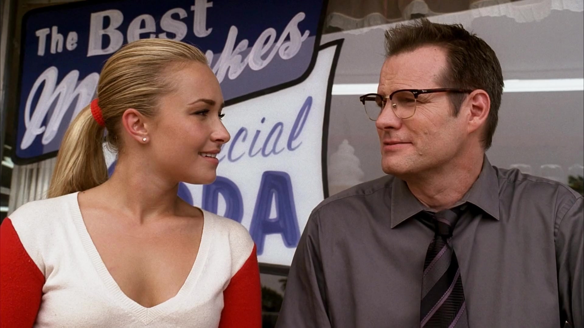 Heroes_S04E07_1080p__3900.jpg