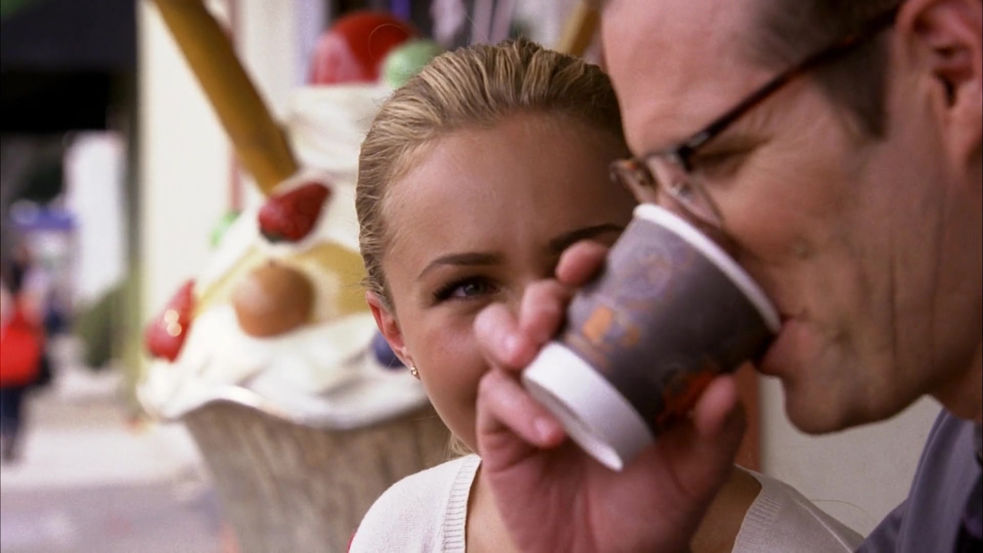 Heroes_S04E07_1080p__3911.jpg