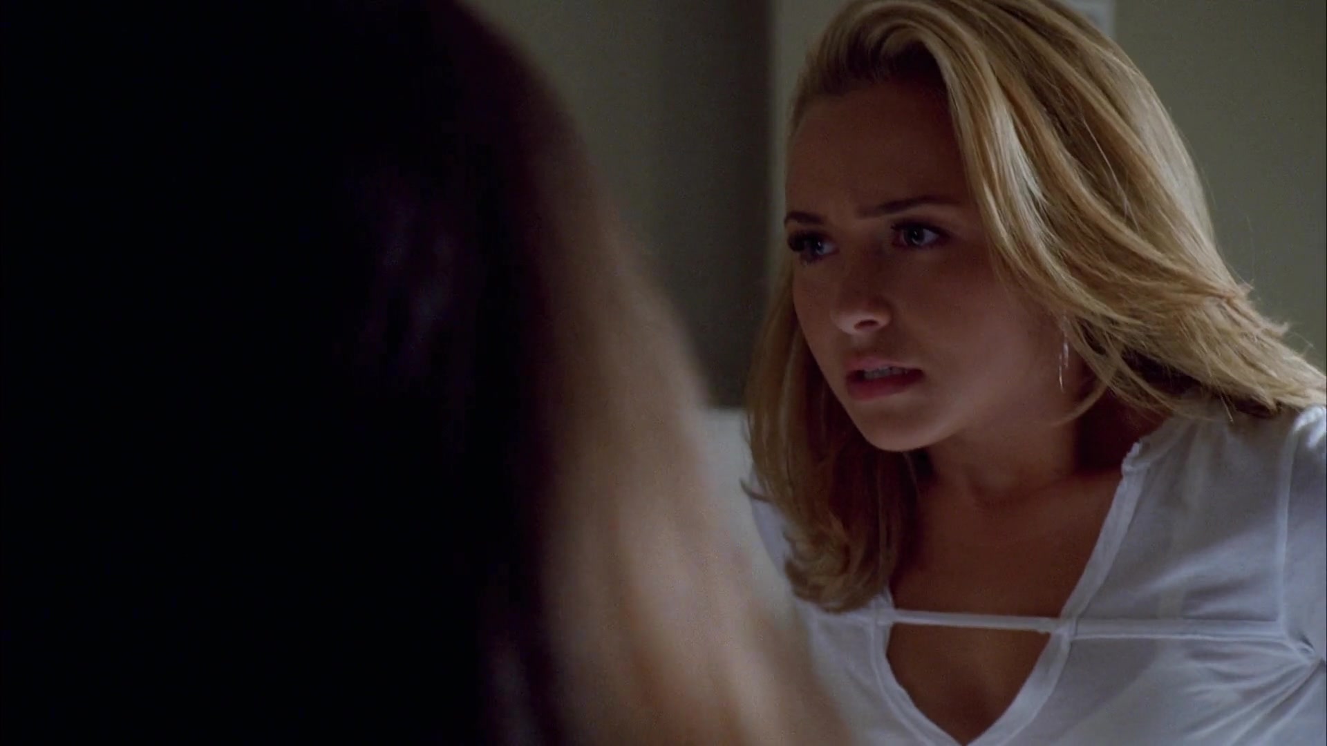Heroes_S04E08_1080p_1129.jpg Heroes_S04E08_1080p_1129.jpg
