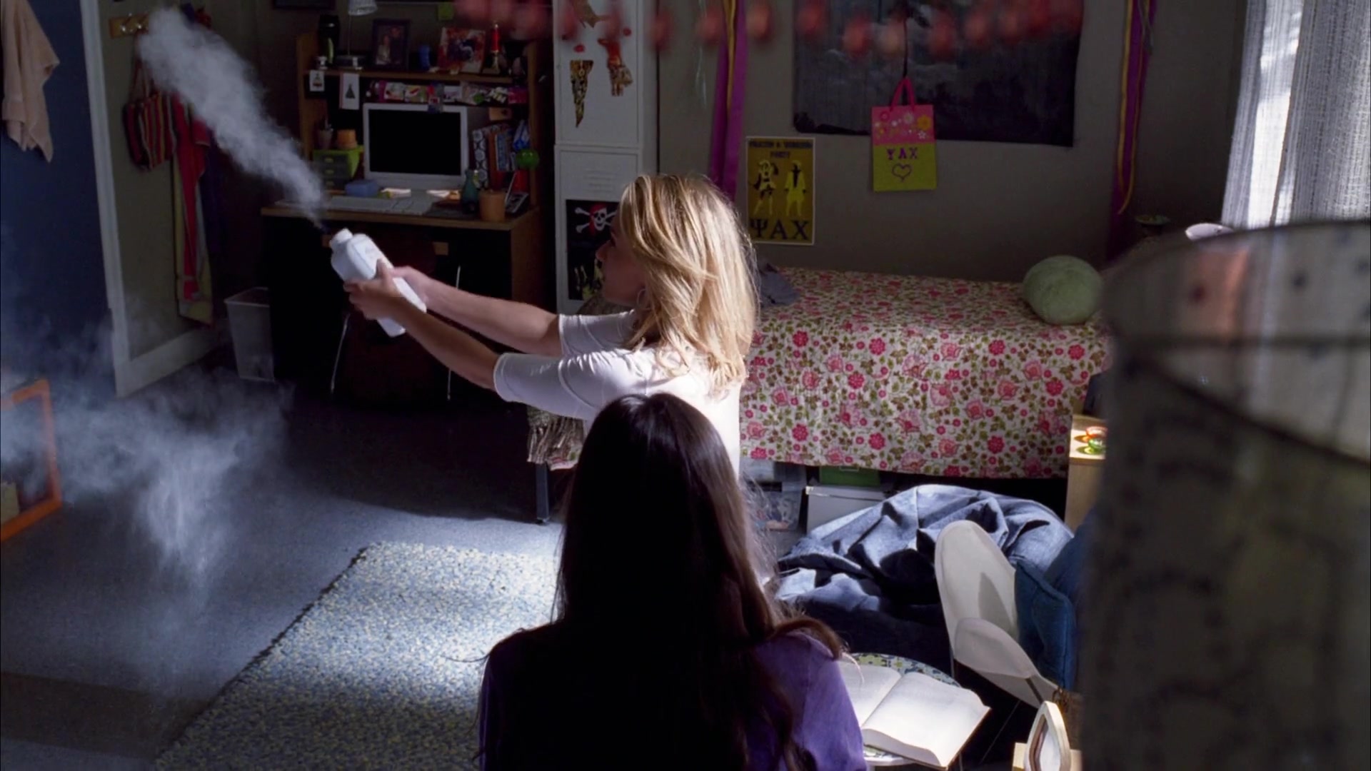 Heroes_S04E08_1080p_1227.jpg Heroes_S04E08_1080p_1227.jpg