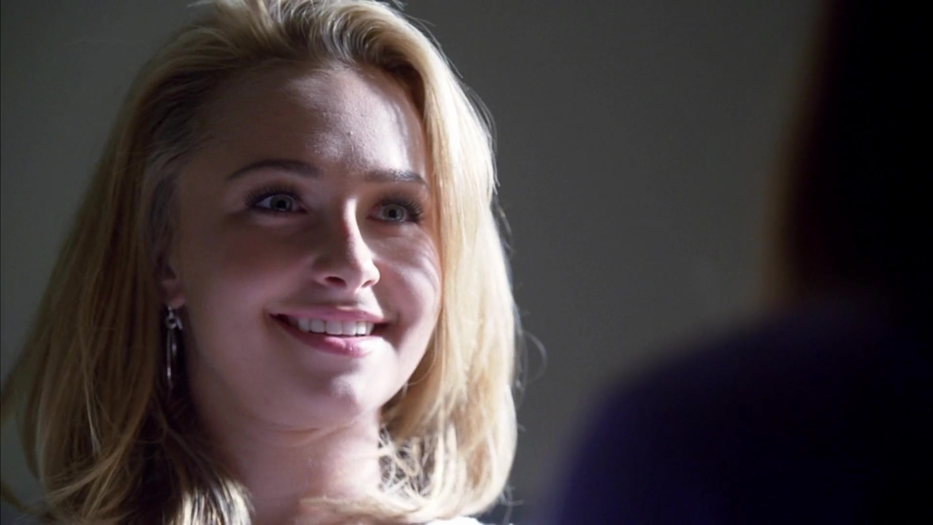 Heroes_S04E08_1080p_1241.jpg Heroes_S04E08_1080p_1241.jpg