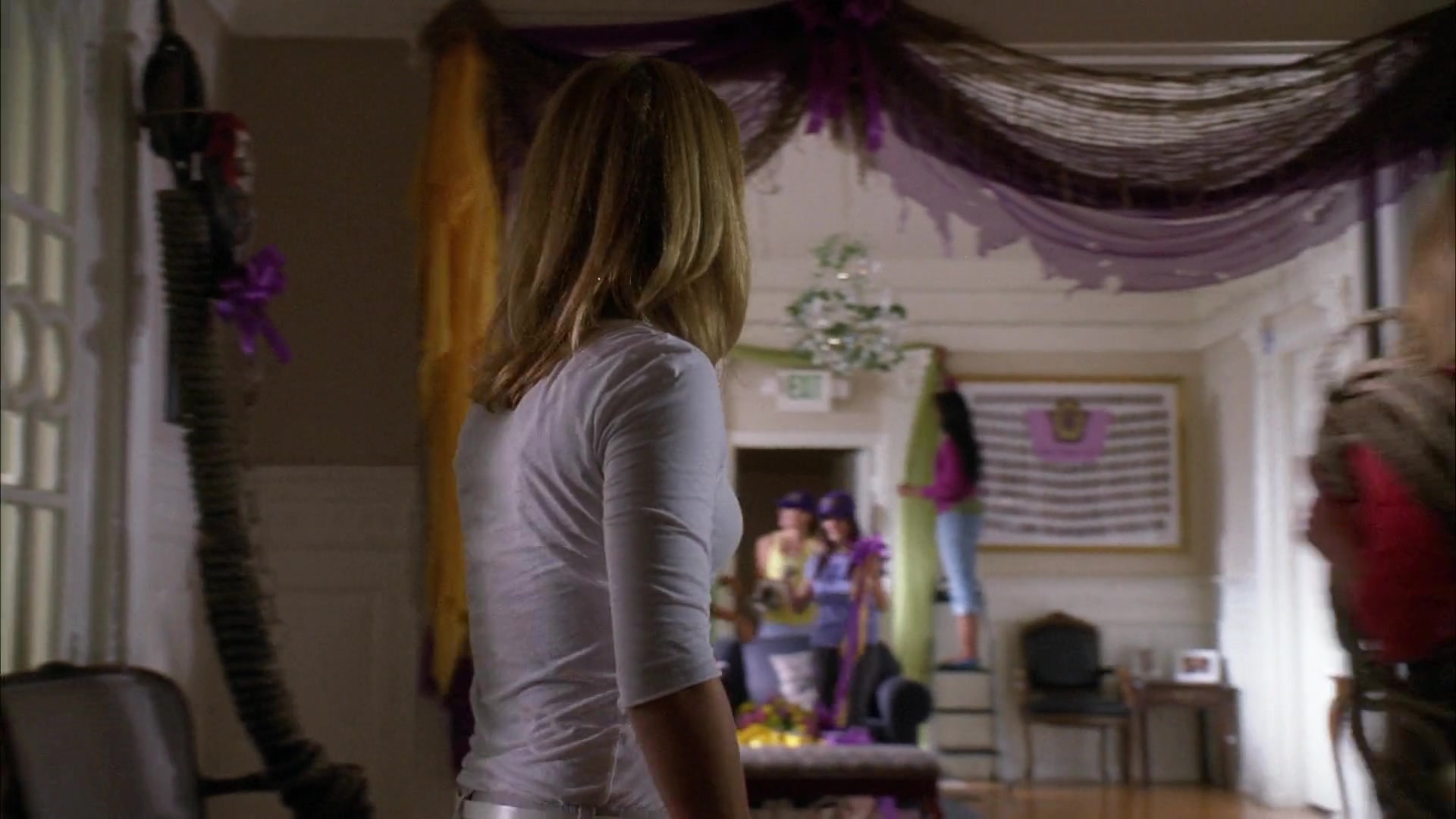 Heroes_S04E08_1080p_1685.jpg Heroes_S04E08_1080p_1685.jpg