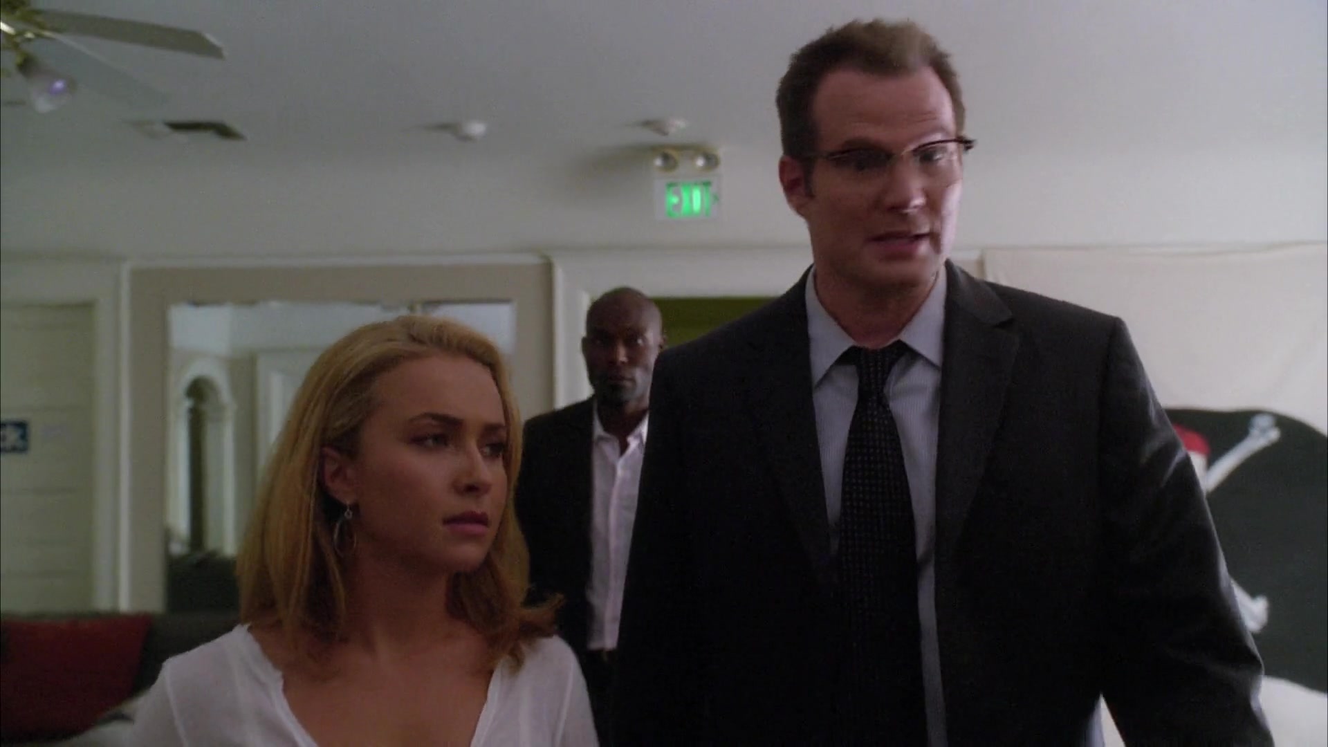 Heroes_S04E08_1080p_2190.jpg Heroes_S04E08_1080p_2190.jpg