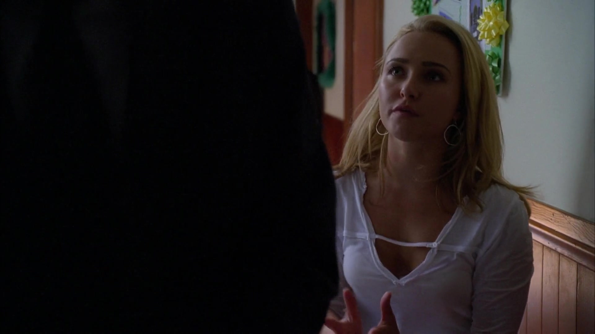 Heroes_S04E08_1080p_2224.jpg