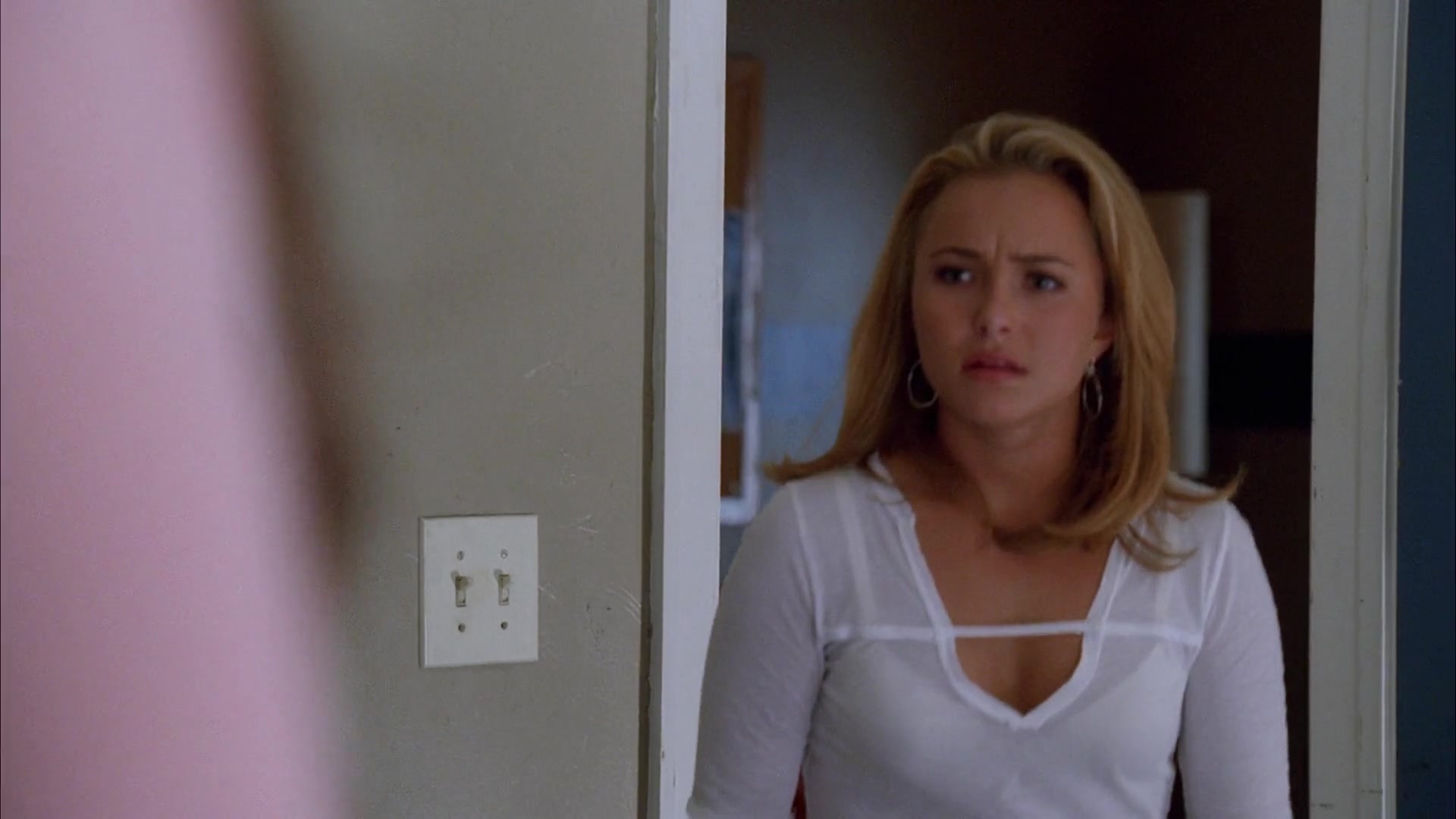Heroes_S04E08_1080p_2678.jpg