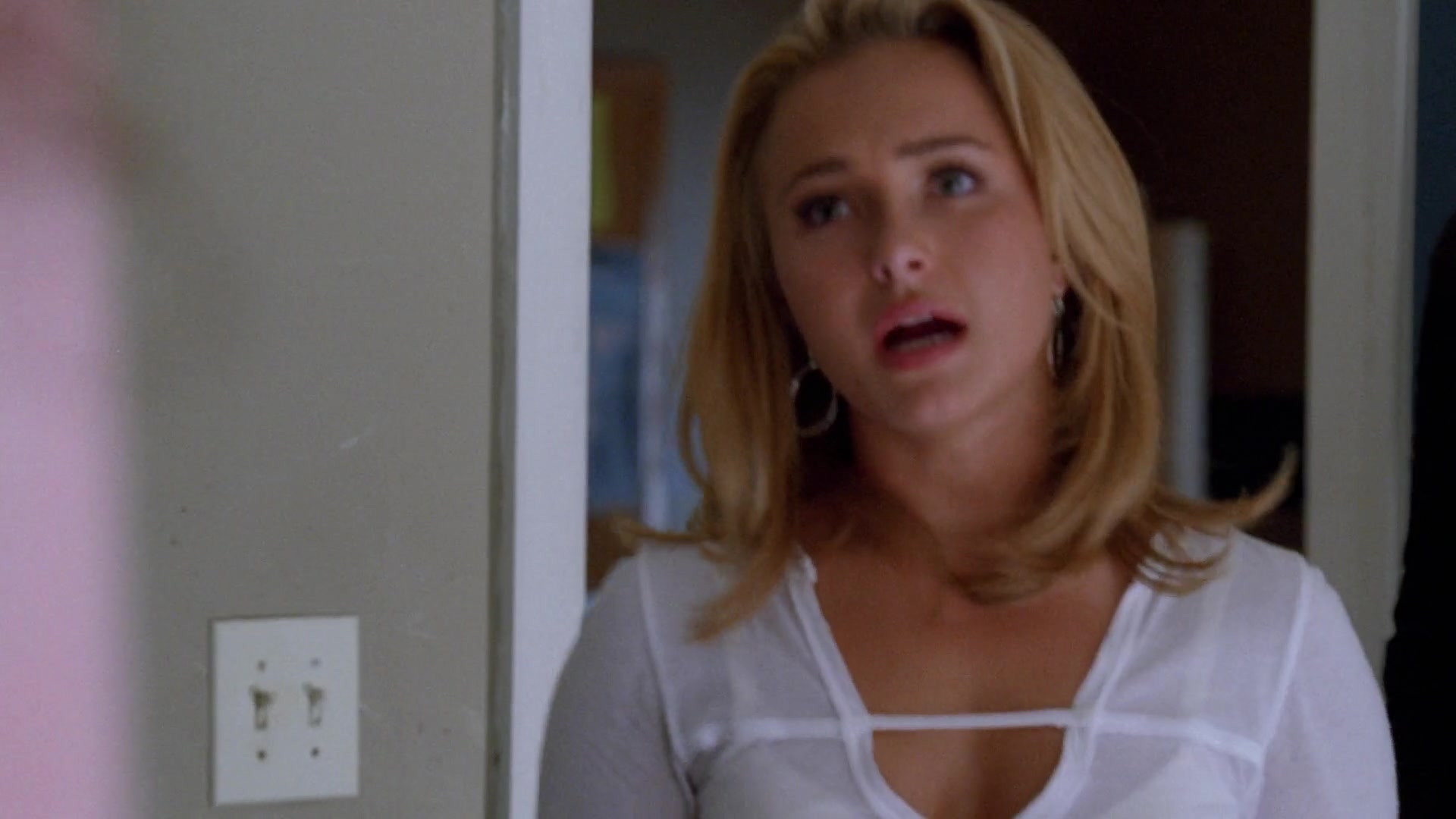 Heroes_S04E08_1080p_2702.jpg