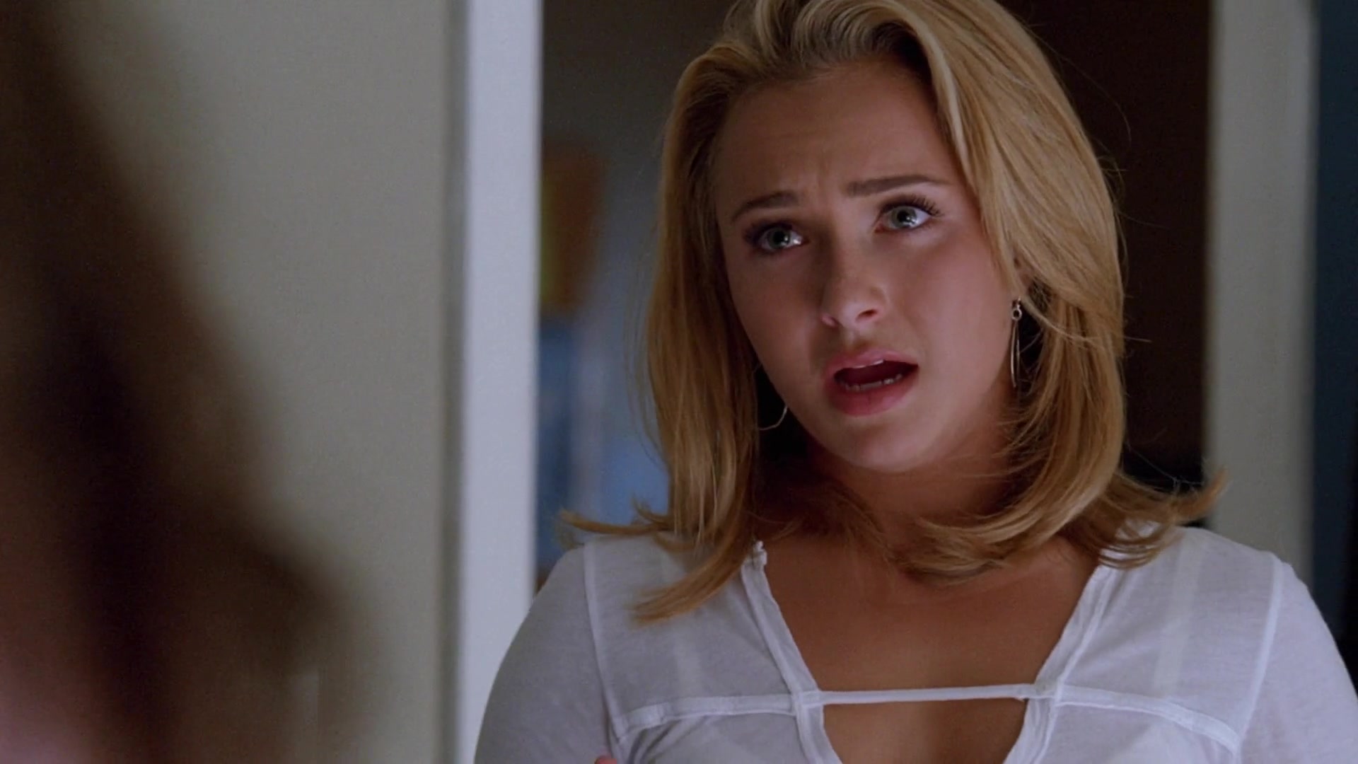 Heroes_S04E08_1080p_2707.jpg