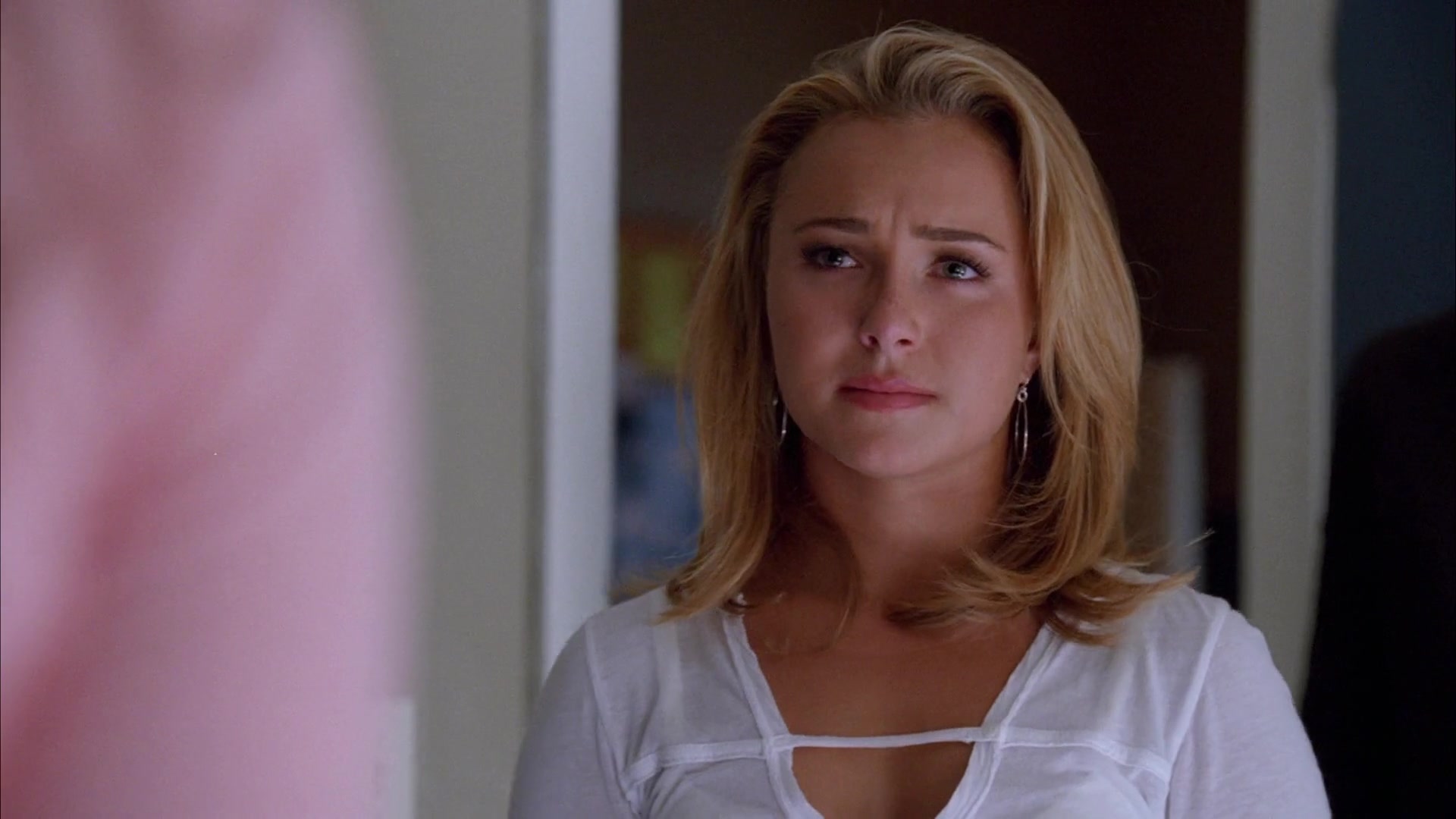 Heroes_S04E08_1080p_2716.jpg