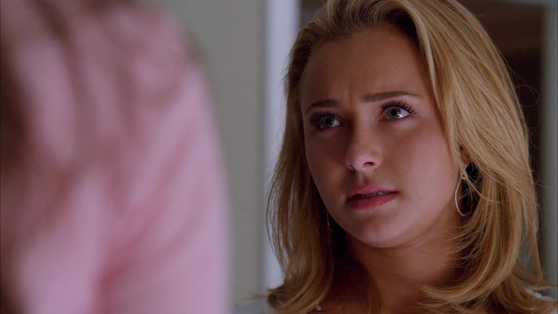 Heroes_S04E08_1080p_2725.jpg Heroes_S04E08_1080p_2725.jpg
