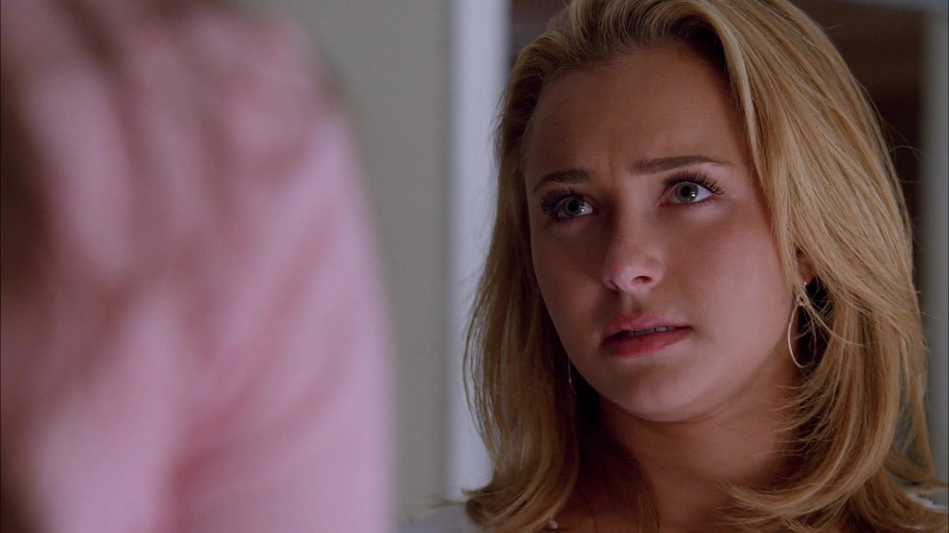 Heroes_S04E08_1080p_2726.jpg Heroes_S04E08_1080p_2726.jpg
