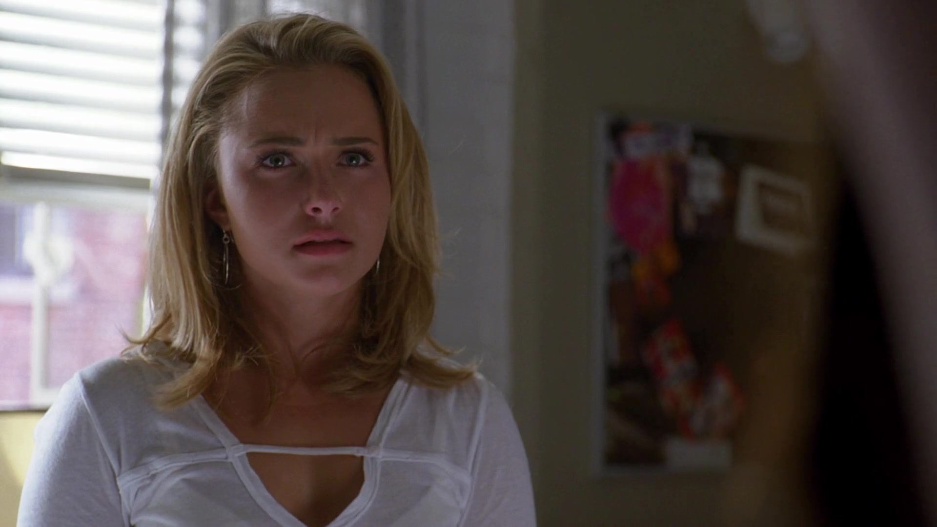 Heroes_S04E08_1080p_2820.jpg Heroes_S04E08_1080p_2820.jpg