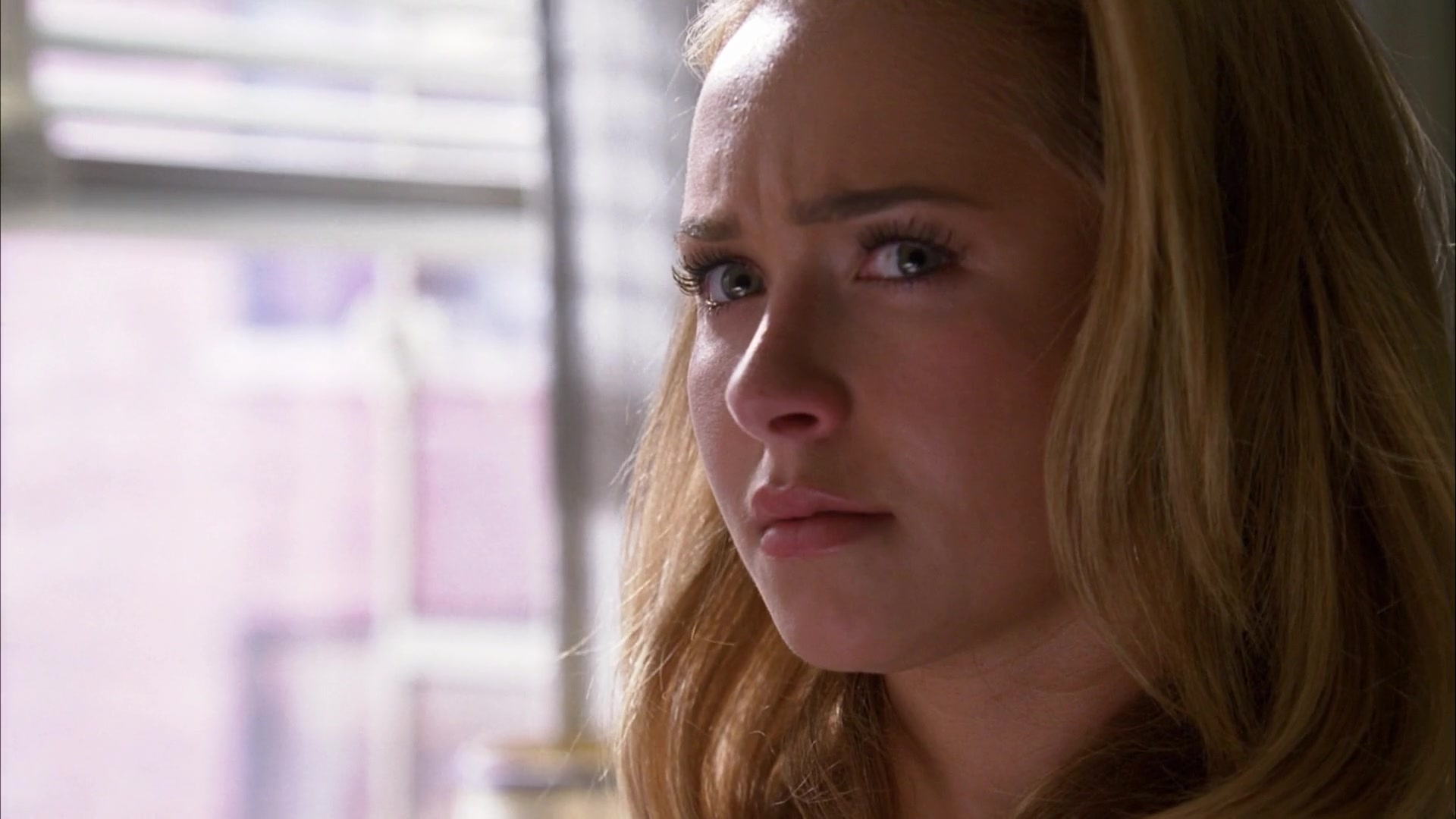 Heroes_S04E08_1080p_3054.jpg Heroes_S04E08_1080p_3054.jpg