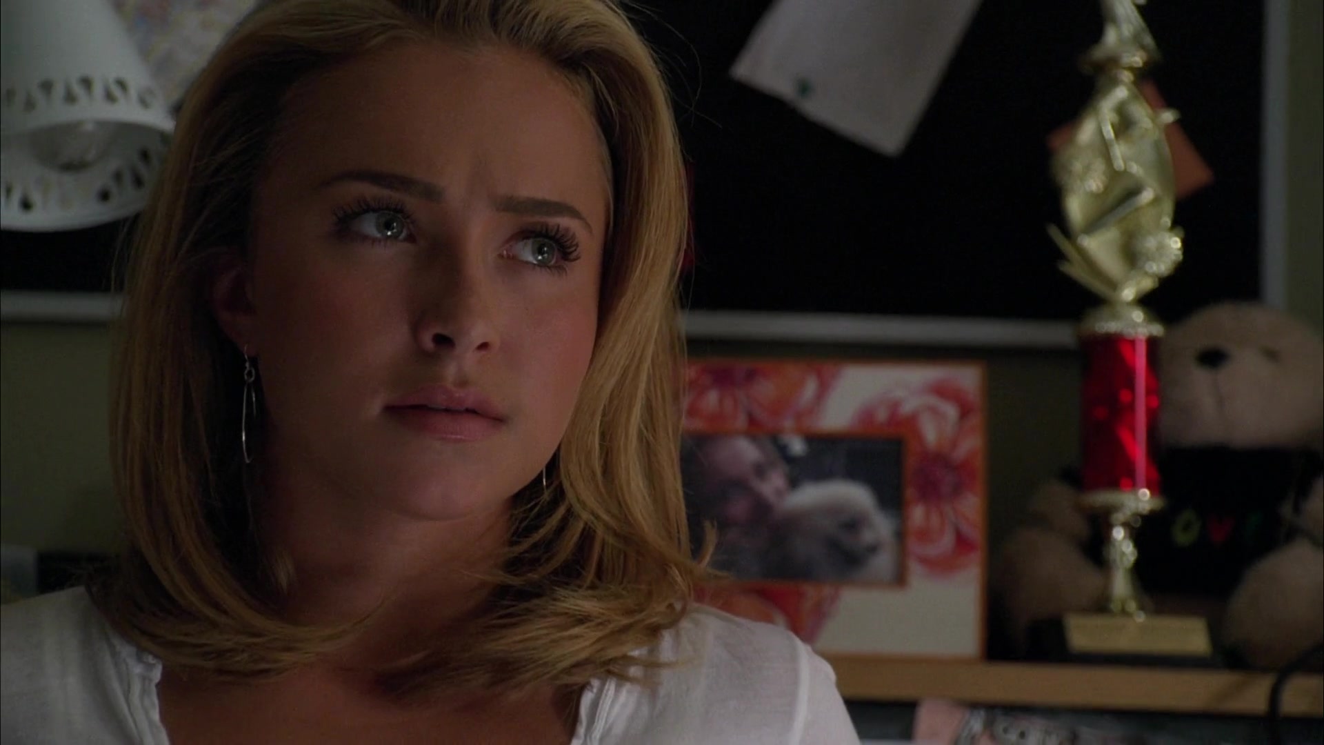 Heroes_S04E08_1080p_3943.jpg