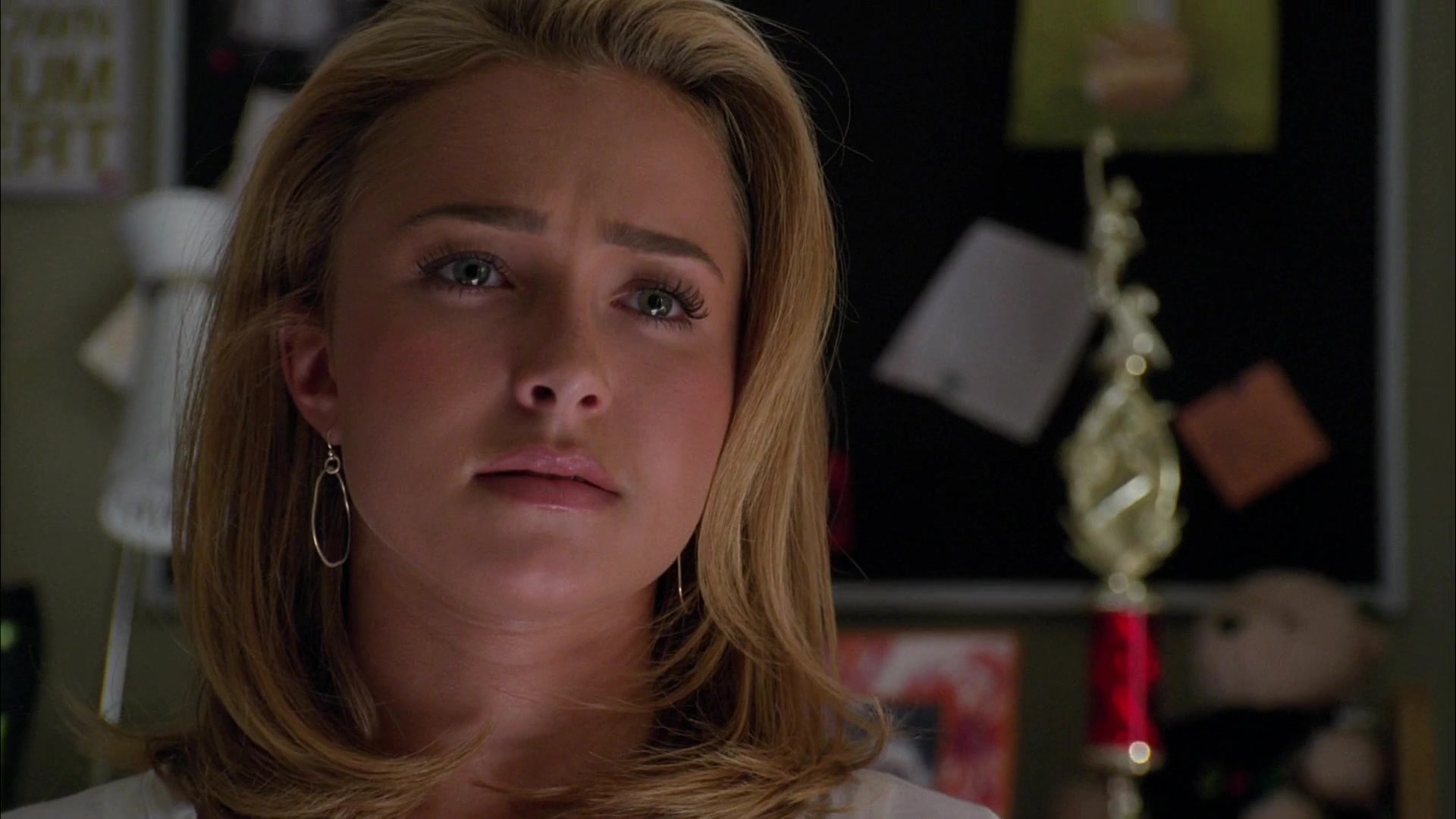 Heroes_S04E08_1080p_4057.jpg Heroes_S04E08_1080p_4057.jpg