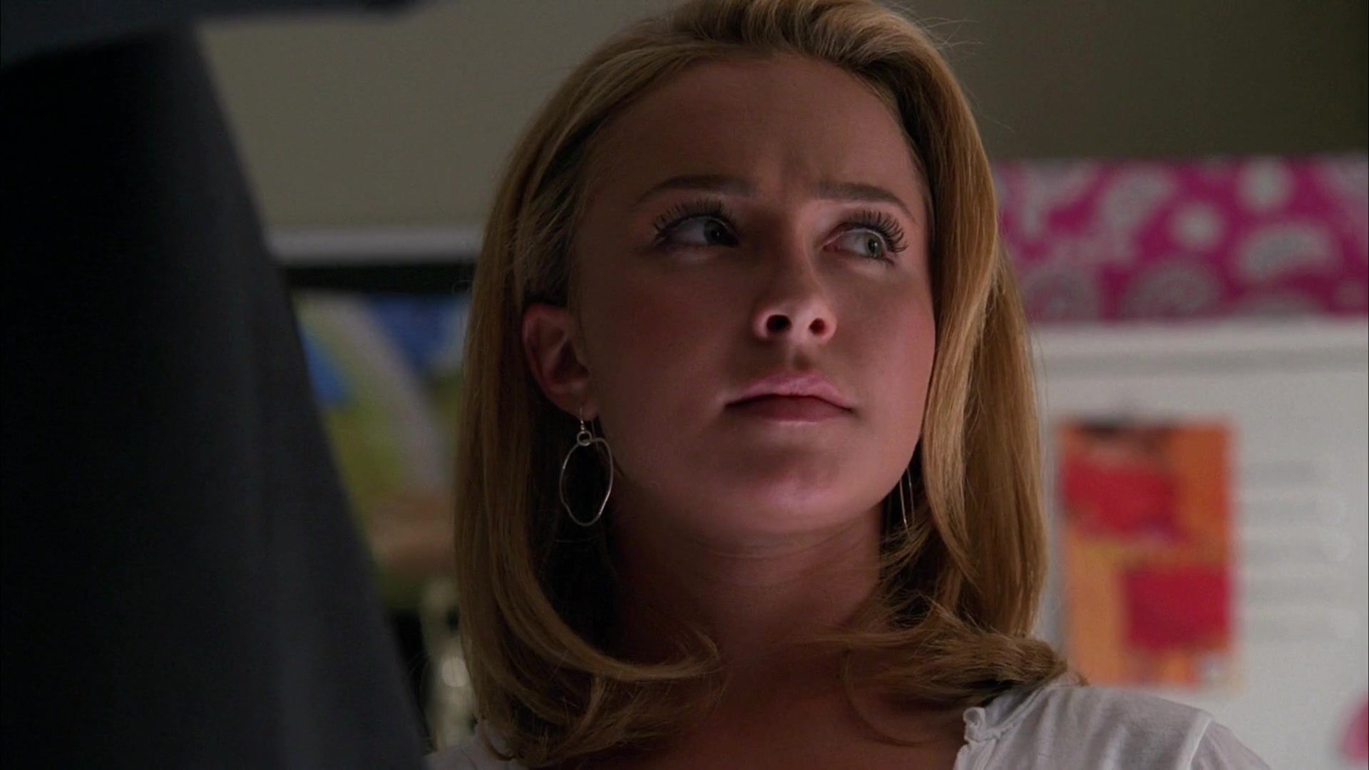 Heroes_S04E08_1080p_4121.jpg Heroes_S04E08_1080p_4121.jpg