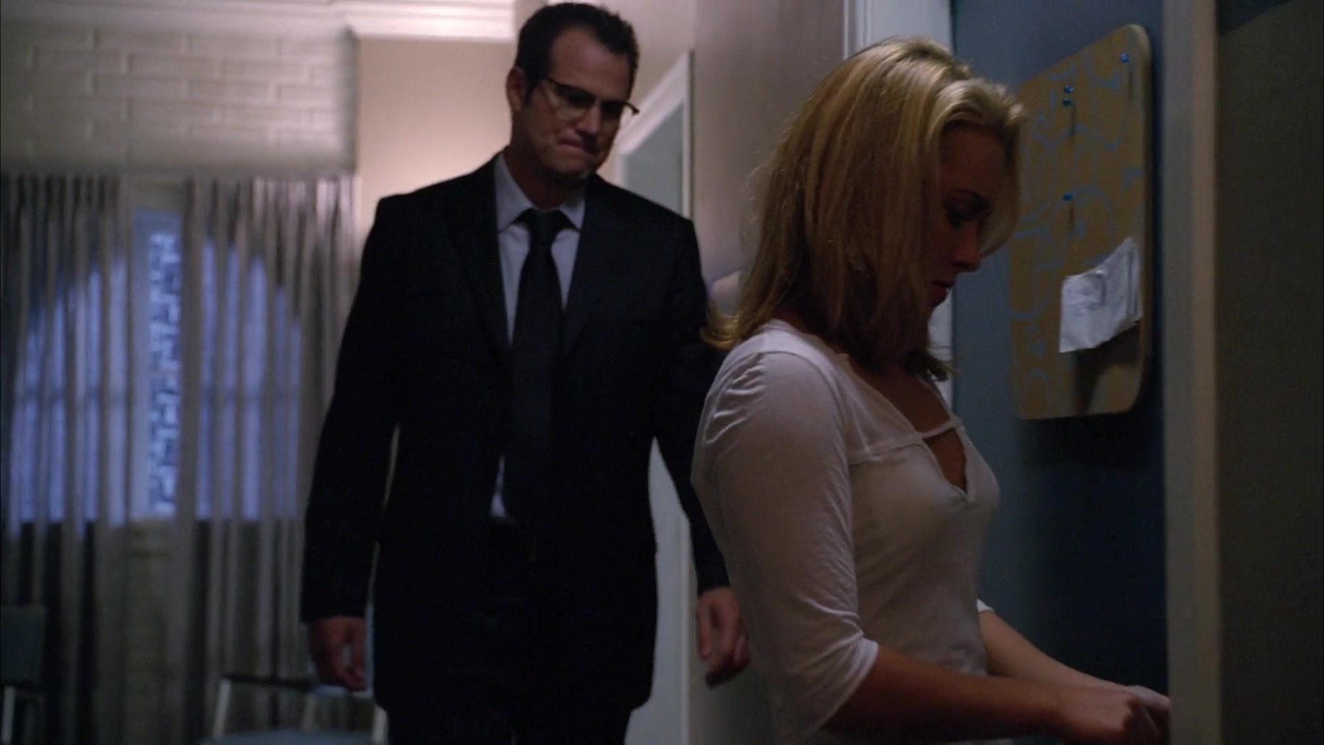 Heroes_S04E08_1080p_5110.jpg Heroes_S04E08_1080p_5110.jpg