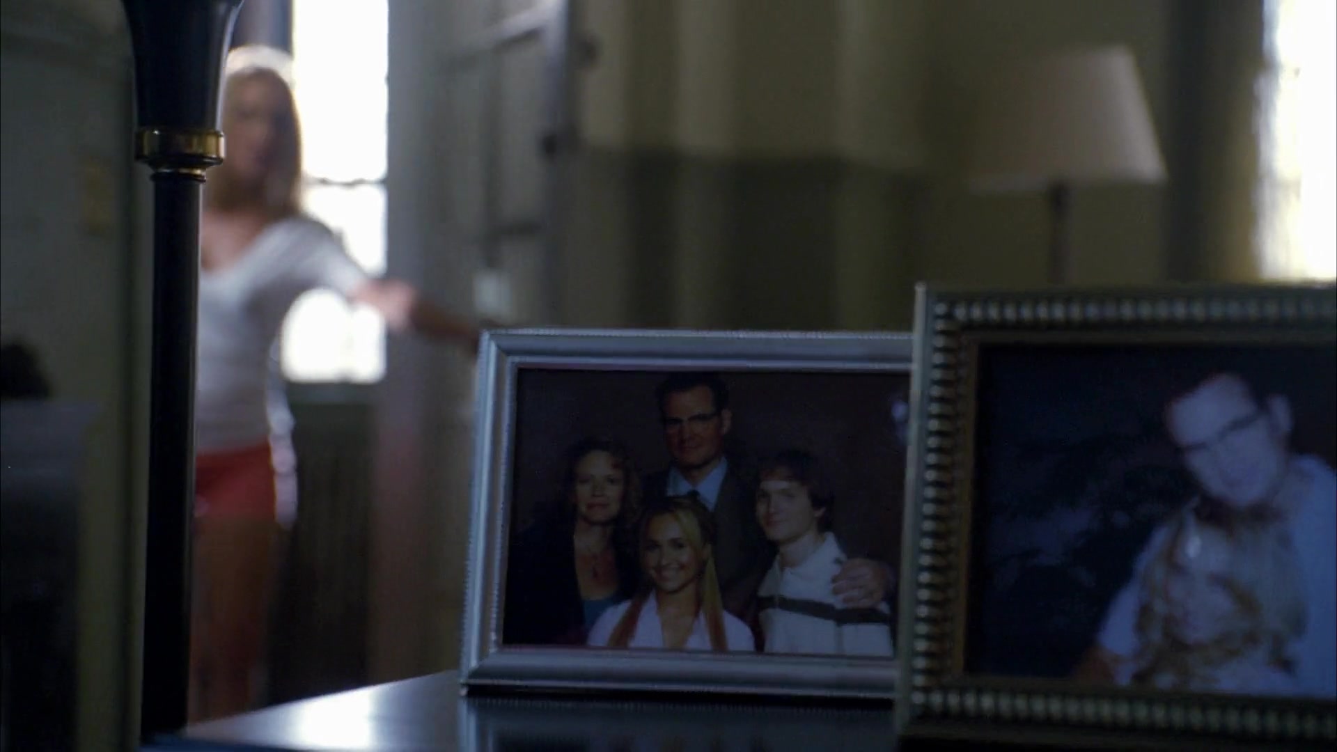 Heroes_S04E09_1080p_1120.jpg