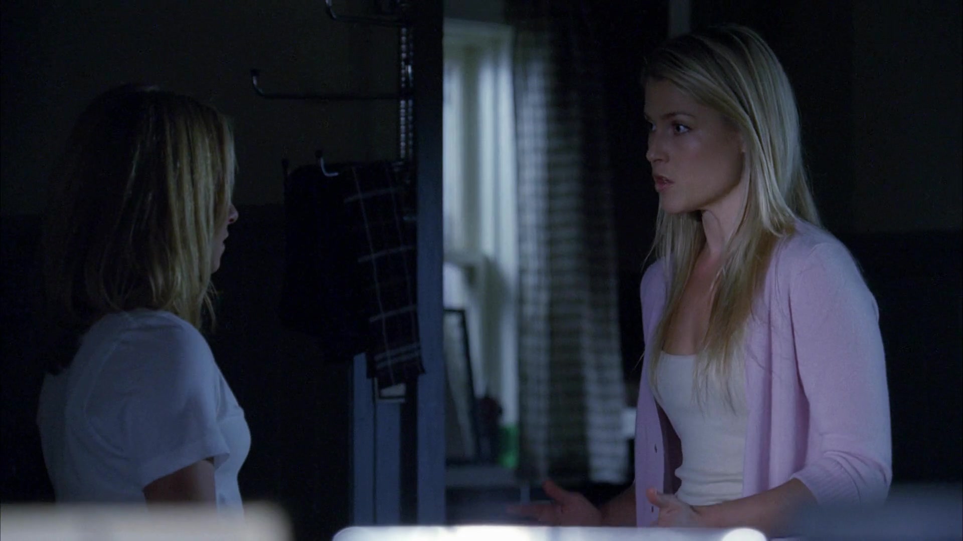 Heroes_S04E09_1080p_1227.jpg Heroes_S04E09_1080p_1227.jpg