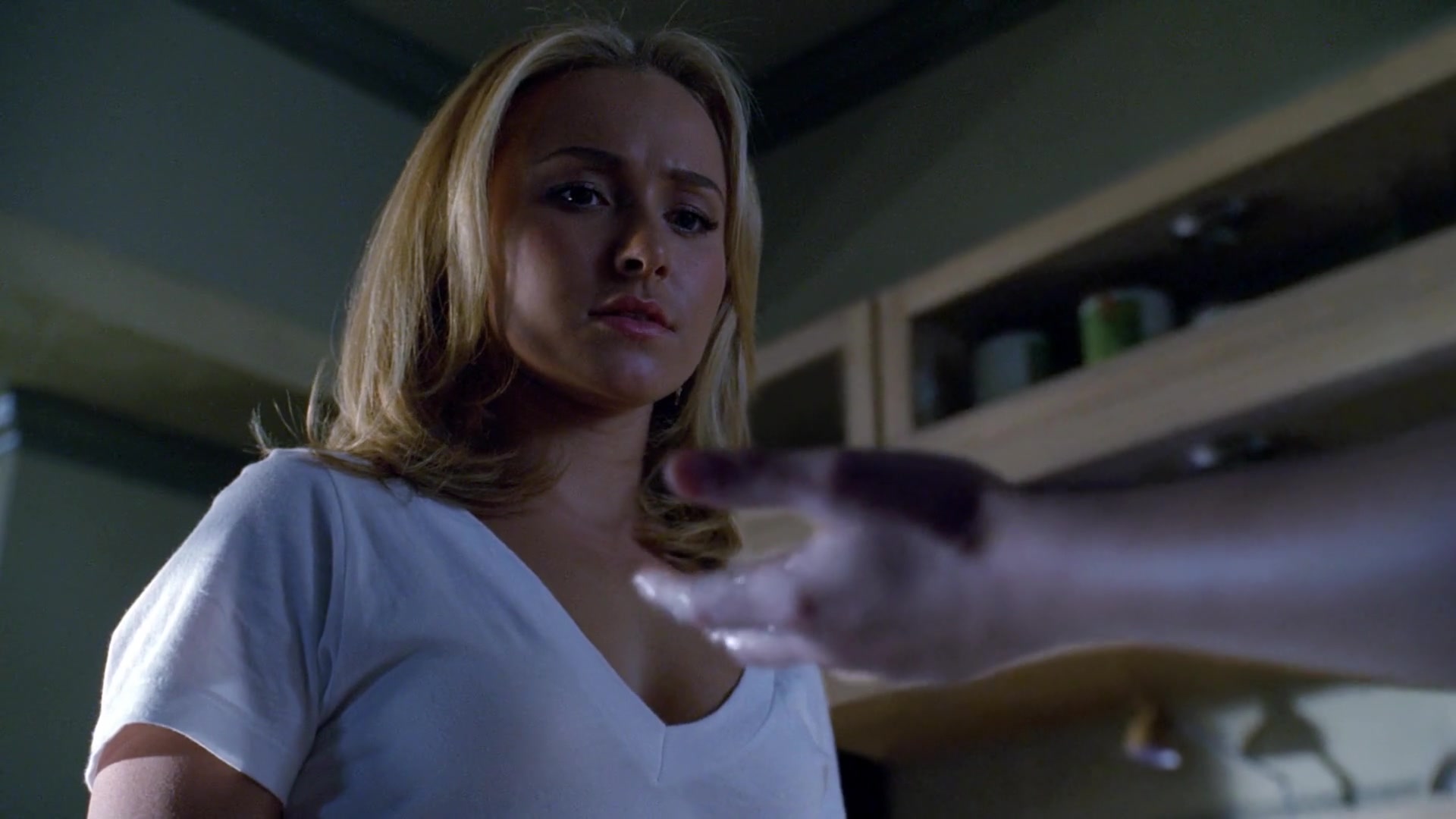 Heroes_S04E09_1080p_1245.jpg