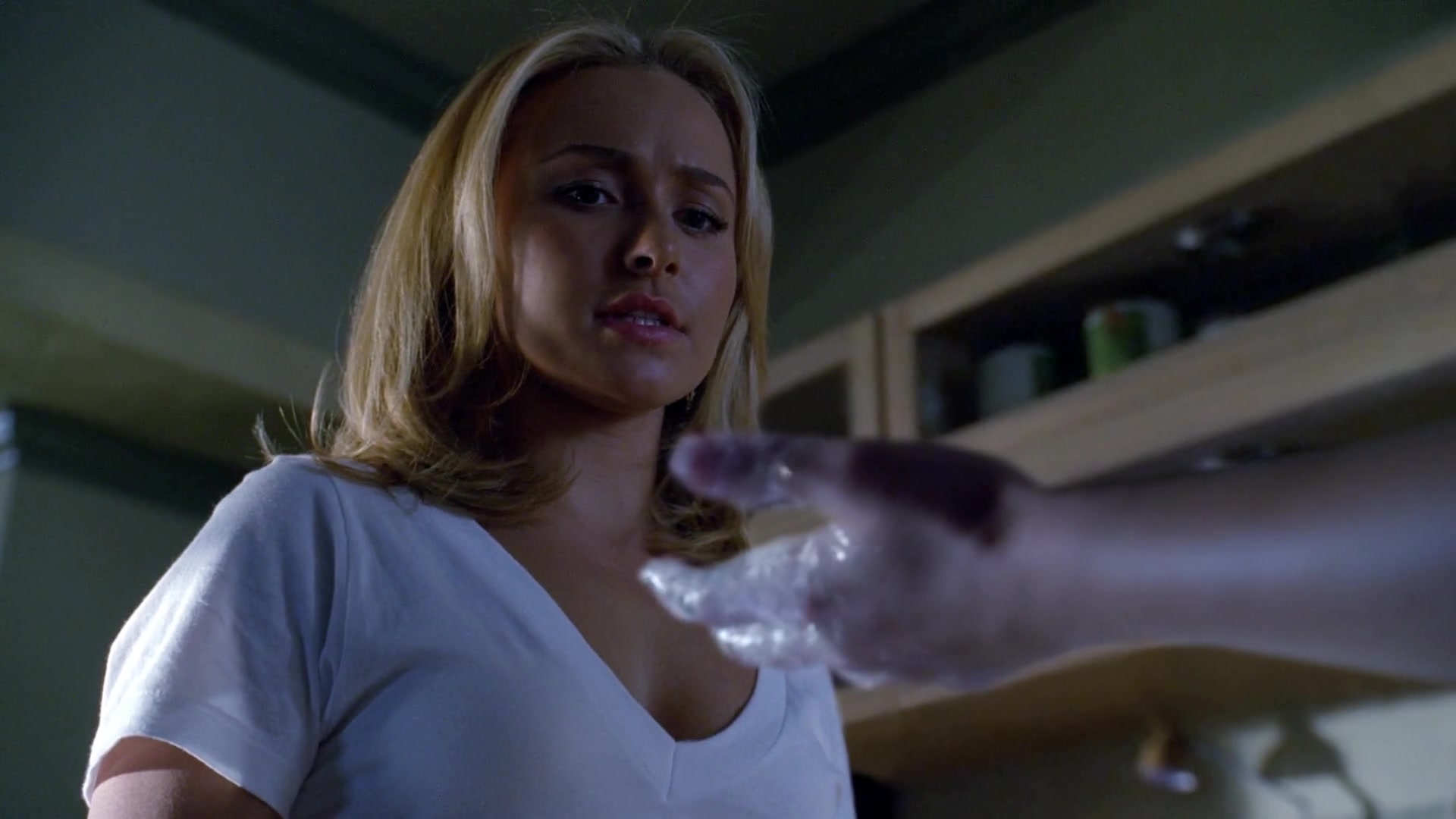 Heroes_S04E09_1080p_1247.jpg