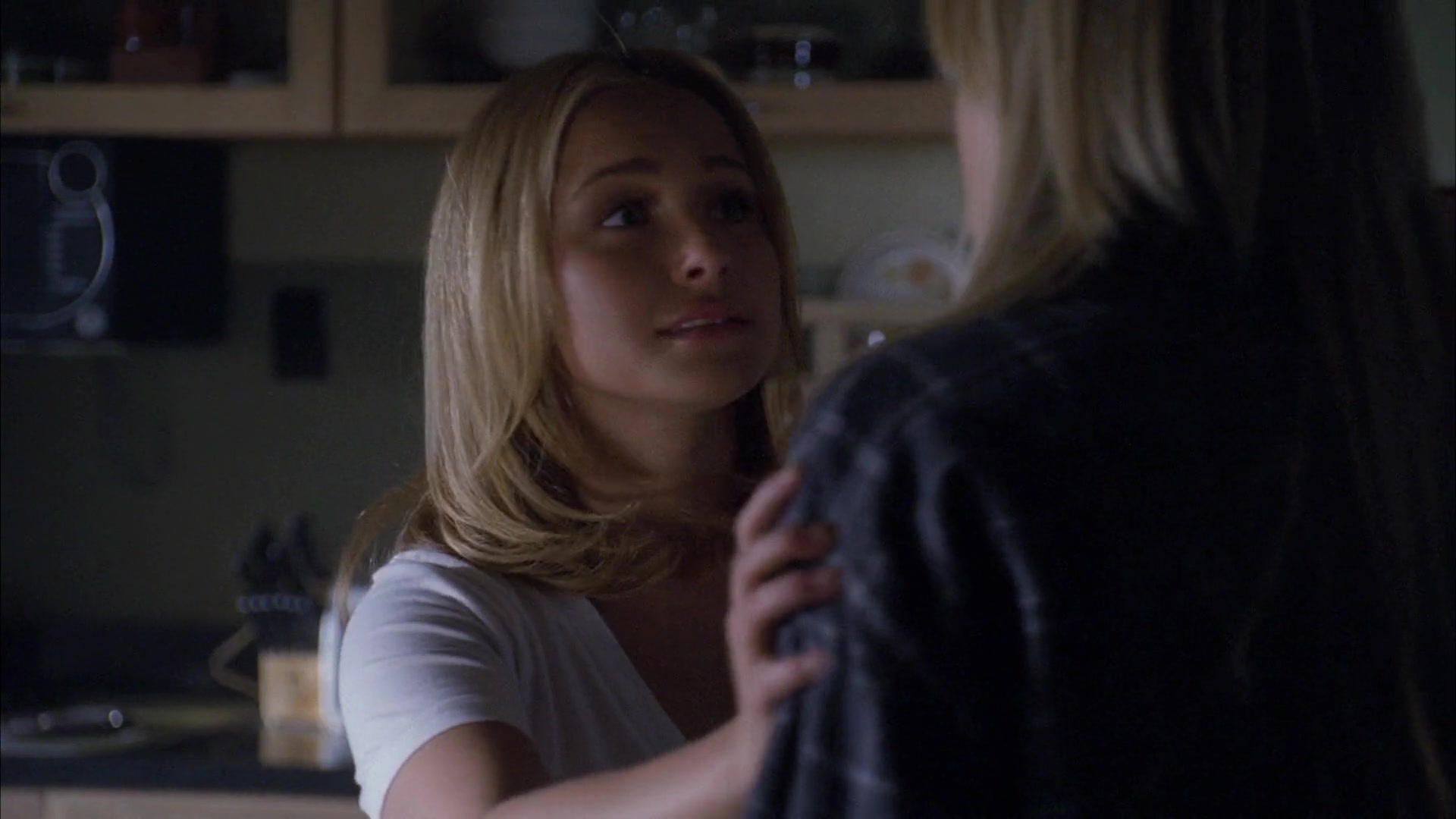 Heroes_S04E09_1080p_1877.jpg