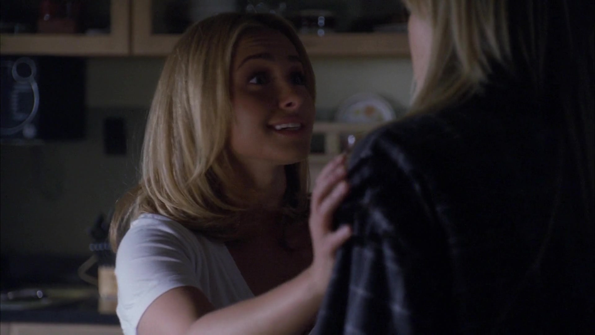 Heroes_S04E09_1080p_1878.jpg Heroes_S04E09_1080p_1878.jpg