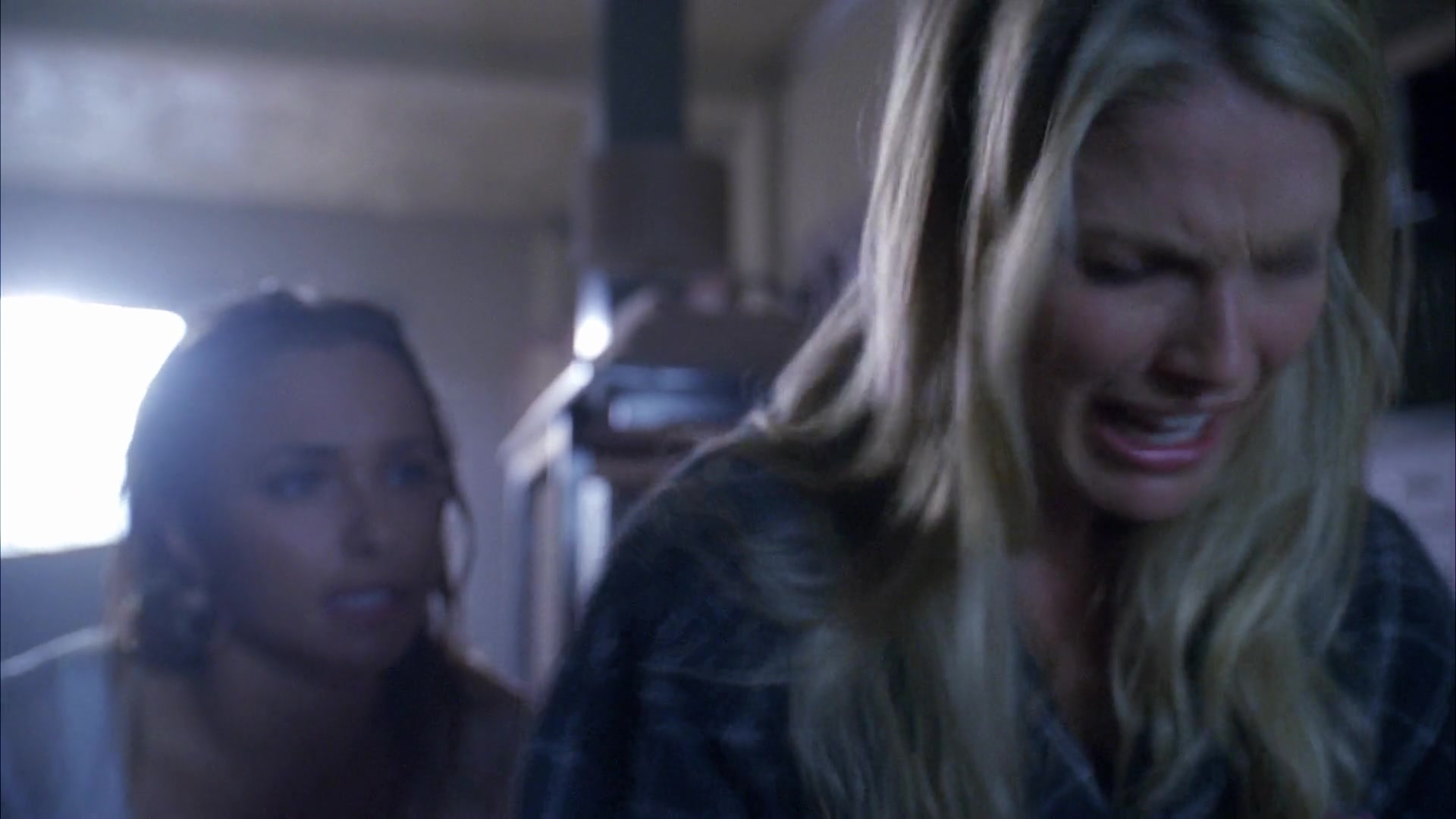 Heroes_S04E09_1080p_2324.jpg Heroes_S04E09_1080p_2324.jpg