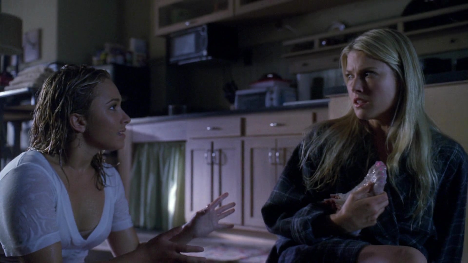 Heroes_S04E09_1080p_2335.jpg