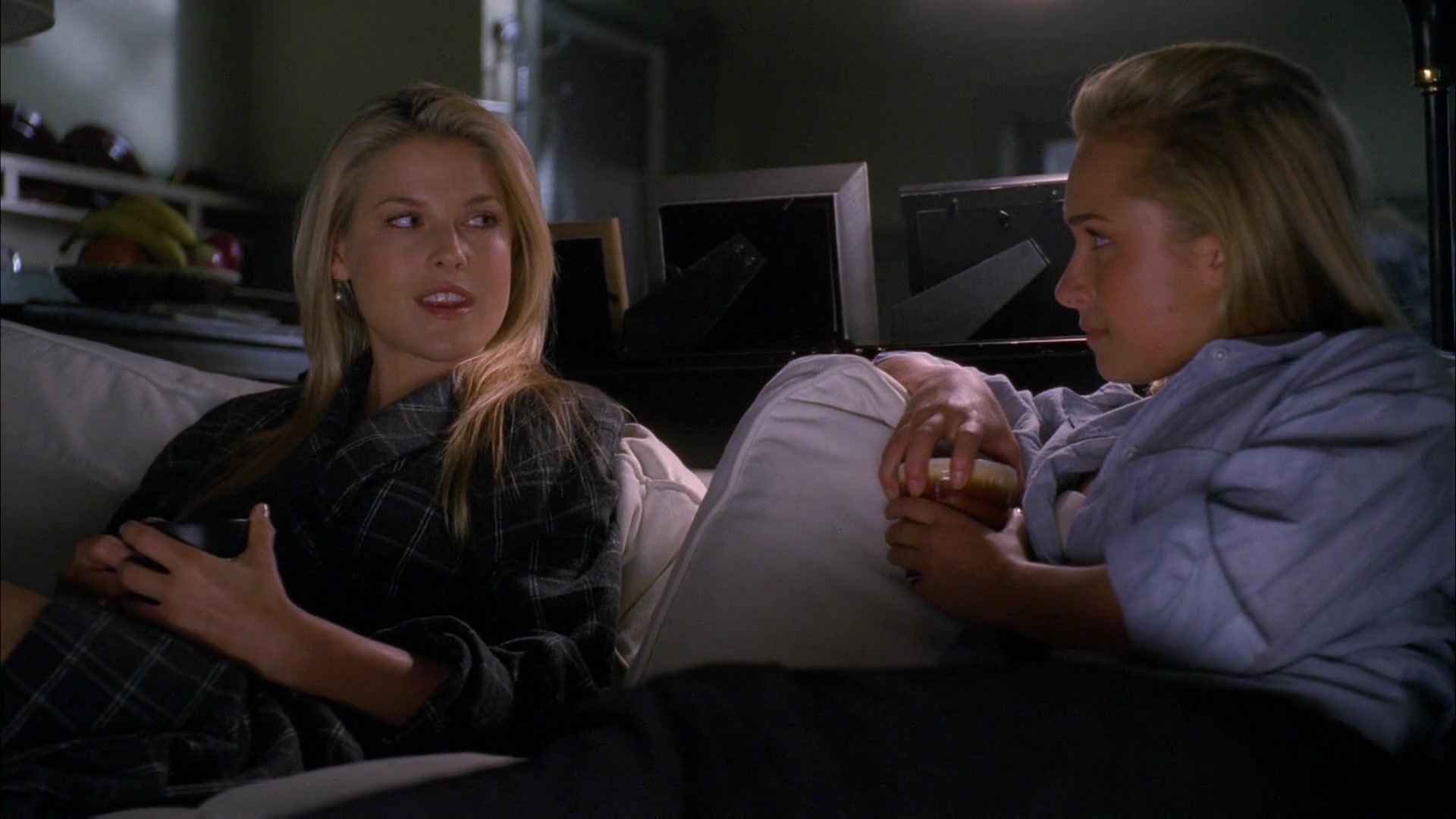 Heroes_S04E09_1080p_4674.jpg Heroes_S04E09_1080p_4674.jpg