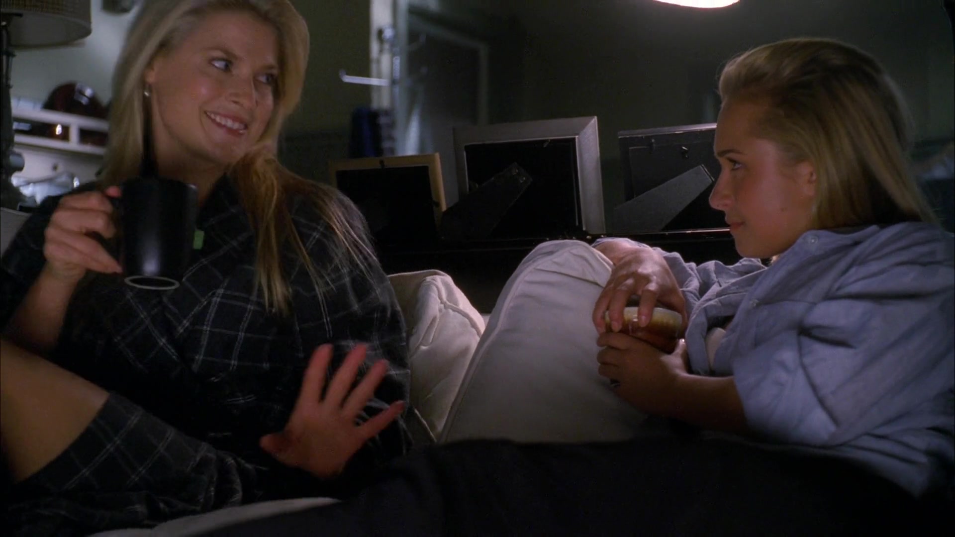 Heroes_S04E09_1080p_4684.jpg Heroes_S04E09_1080p_4684.jpg