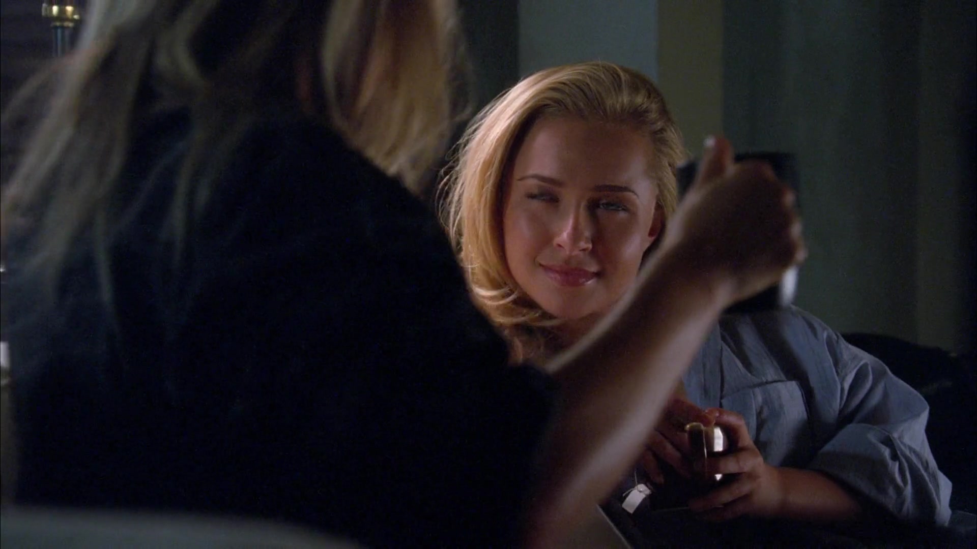 Heroes_S04E09_1080p_4687.jpg Heroes_S04E09_1080p_4687.jpg