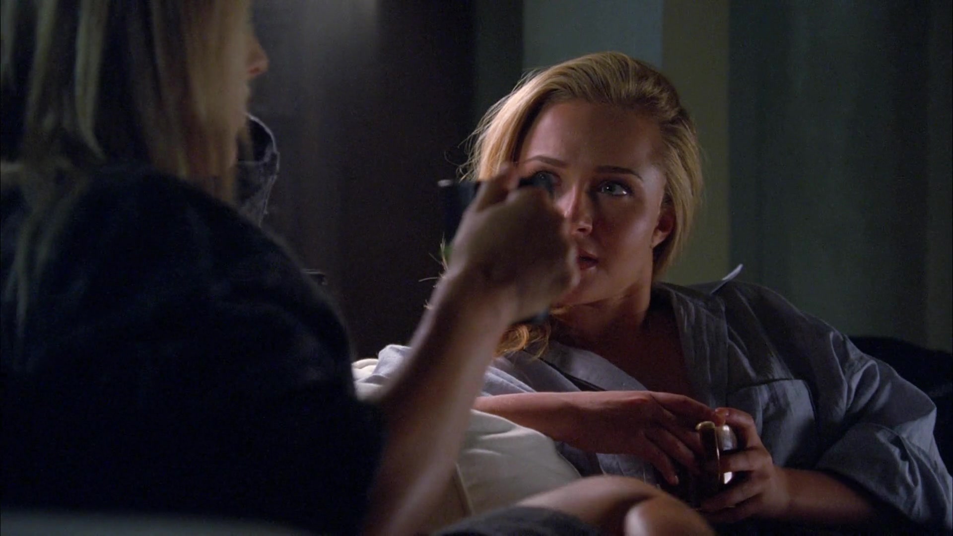 Heroes_S04E09_1080p_4689.jpg