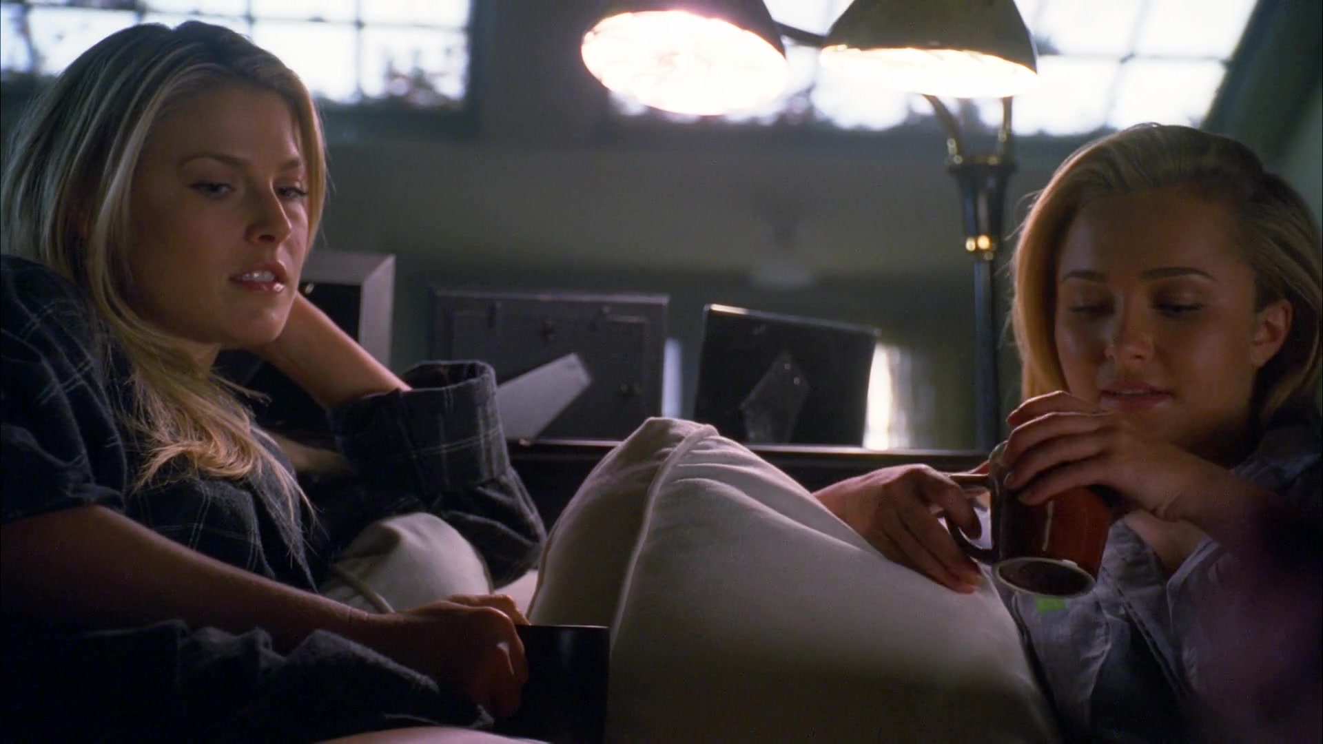 Heroes_S04E09_1080p_4790.jpg Heroes_S04E09_1080p_4790.jpg