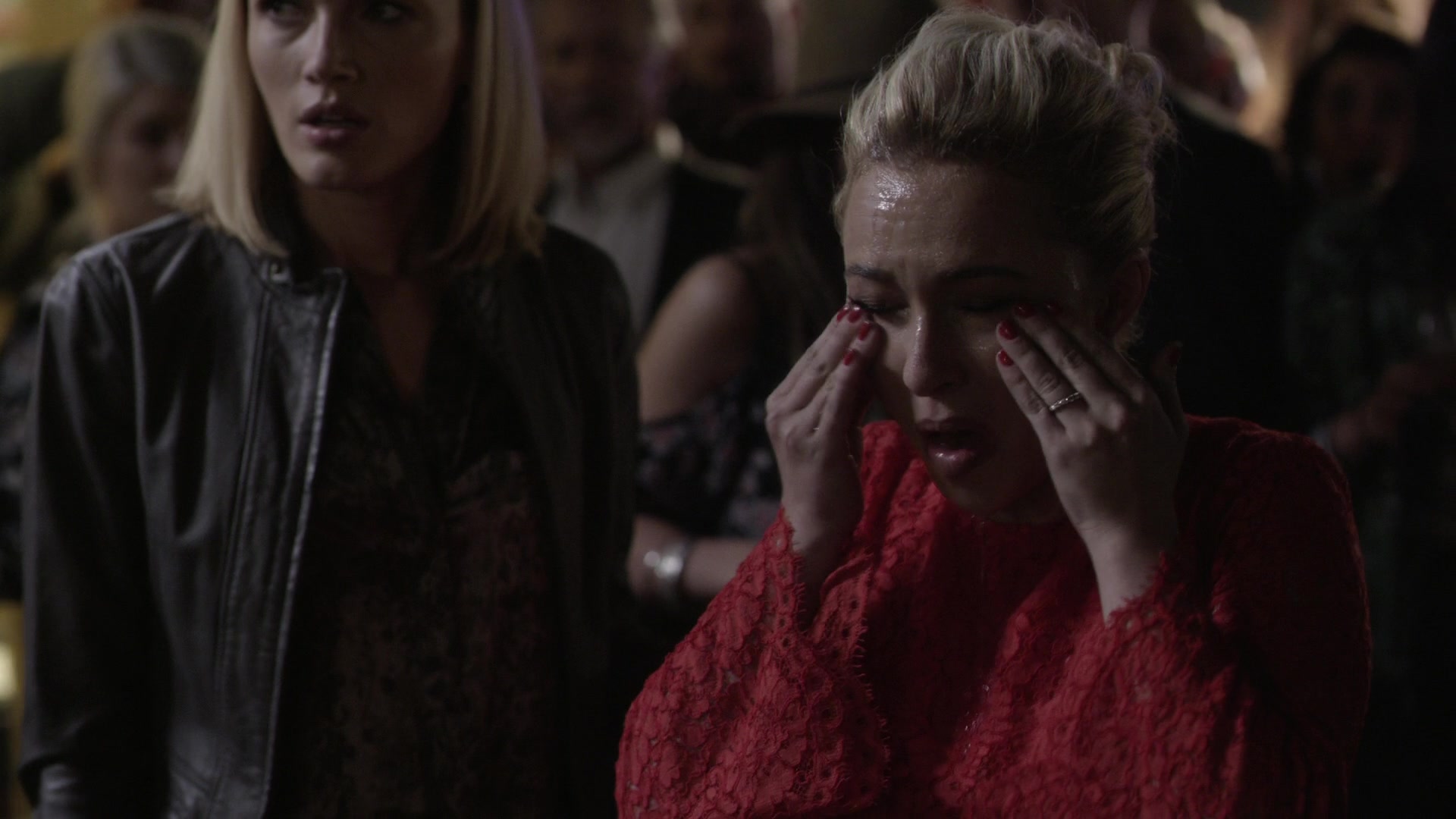 Nashville_2012_S06E01_New_Strings_1080p__0009.jpg
