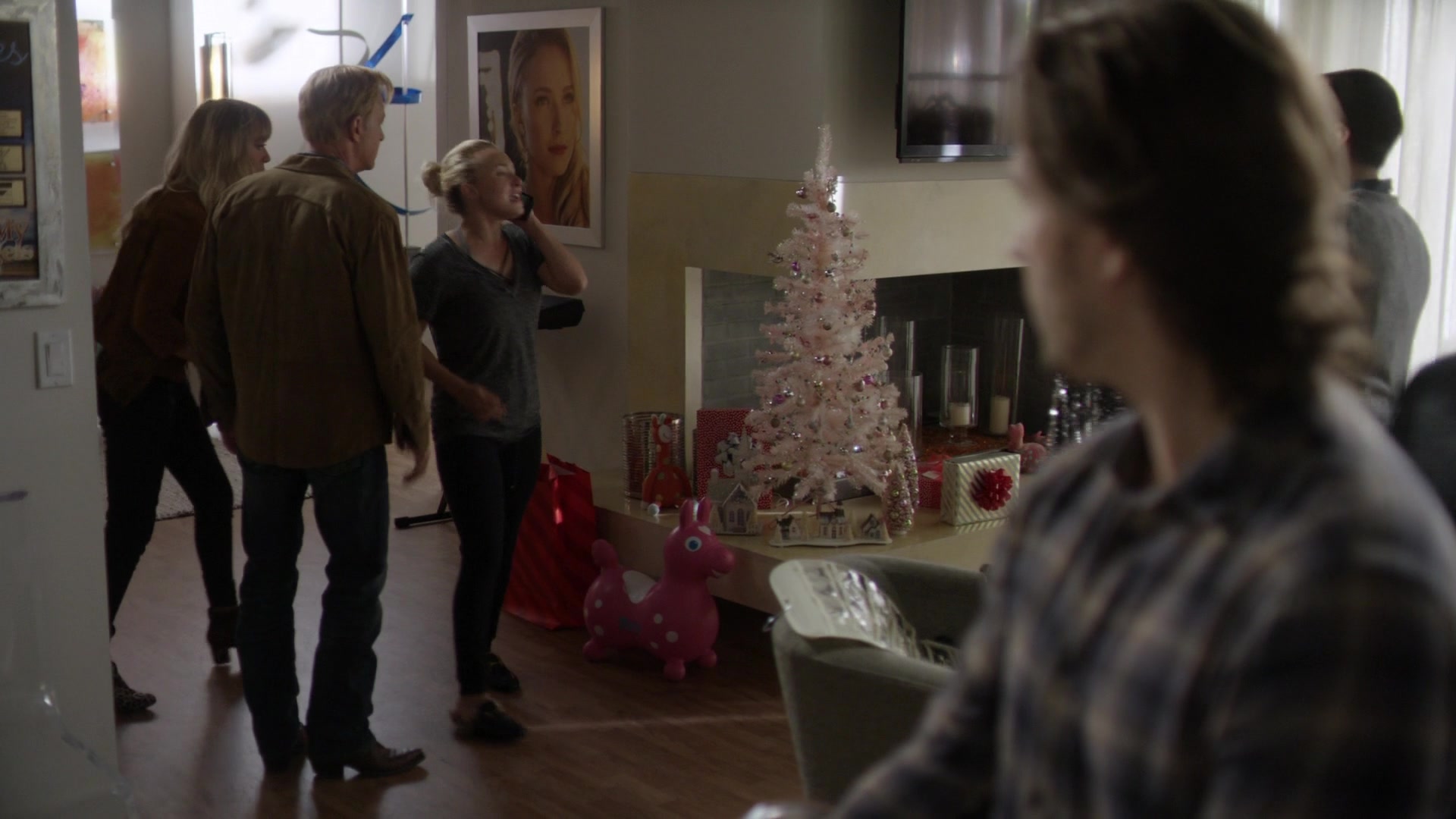 Nashville_2012_S06E01_New_Strings_1080p__0345.jpg Nashville_2012_S06E01_New_Strings_1080p__0345.jpg