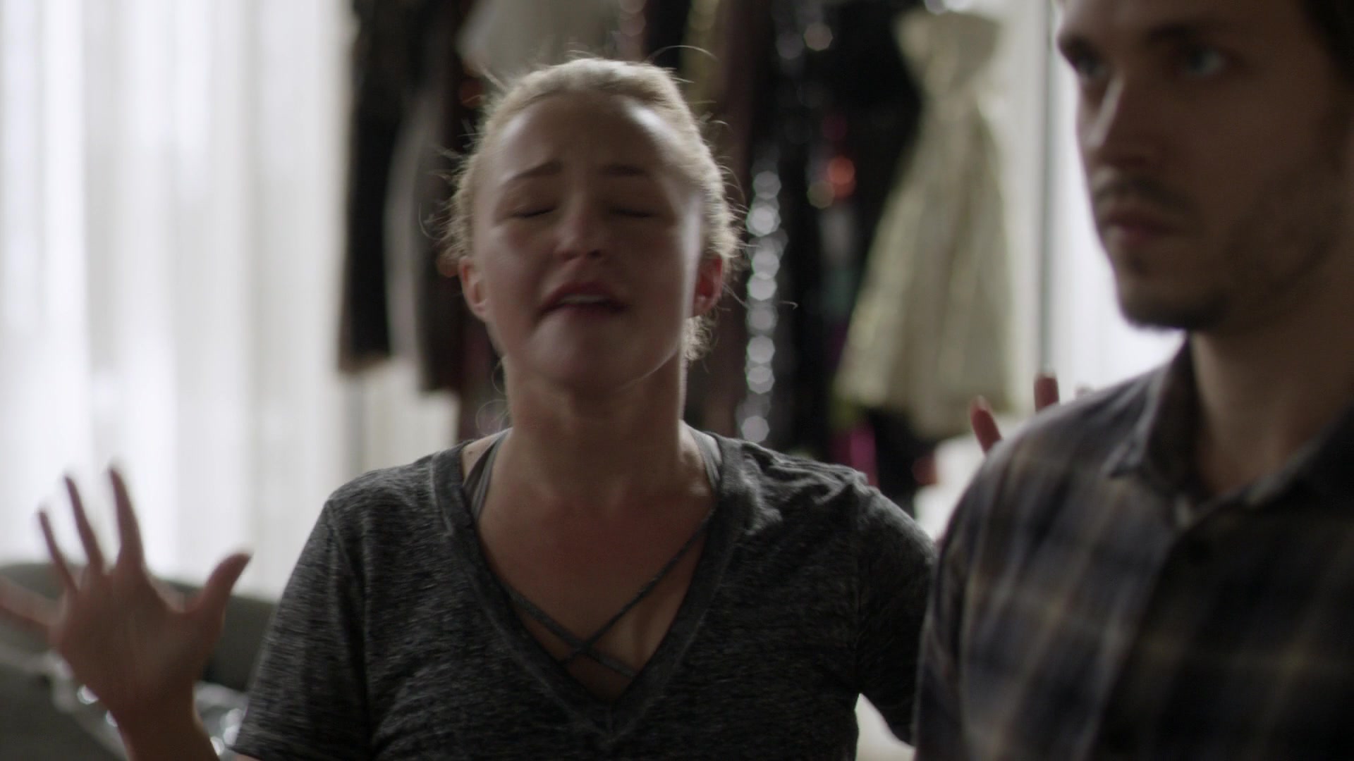 Nashville_2012_S06E01_New_Strings_1080p__0427.jpg Nashville_2012_S06E01_New_Strings_1080p__0427.jpg