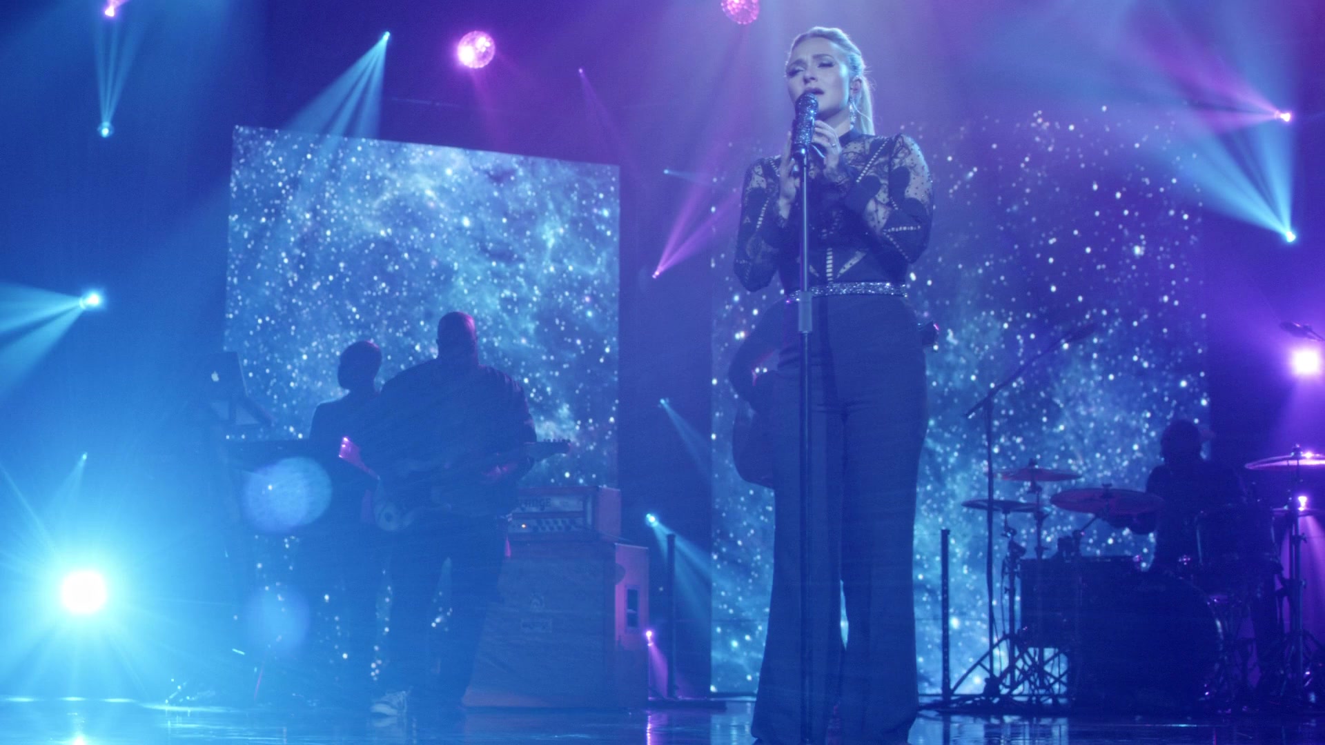 Nashville_2012_S06E01_New_Strings_1080p__0858.jpg