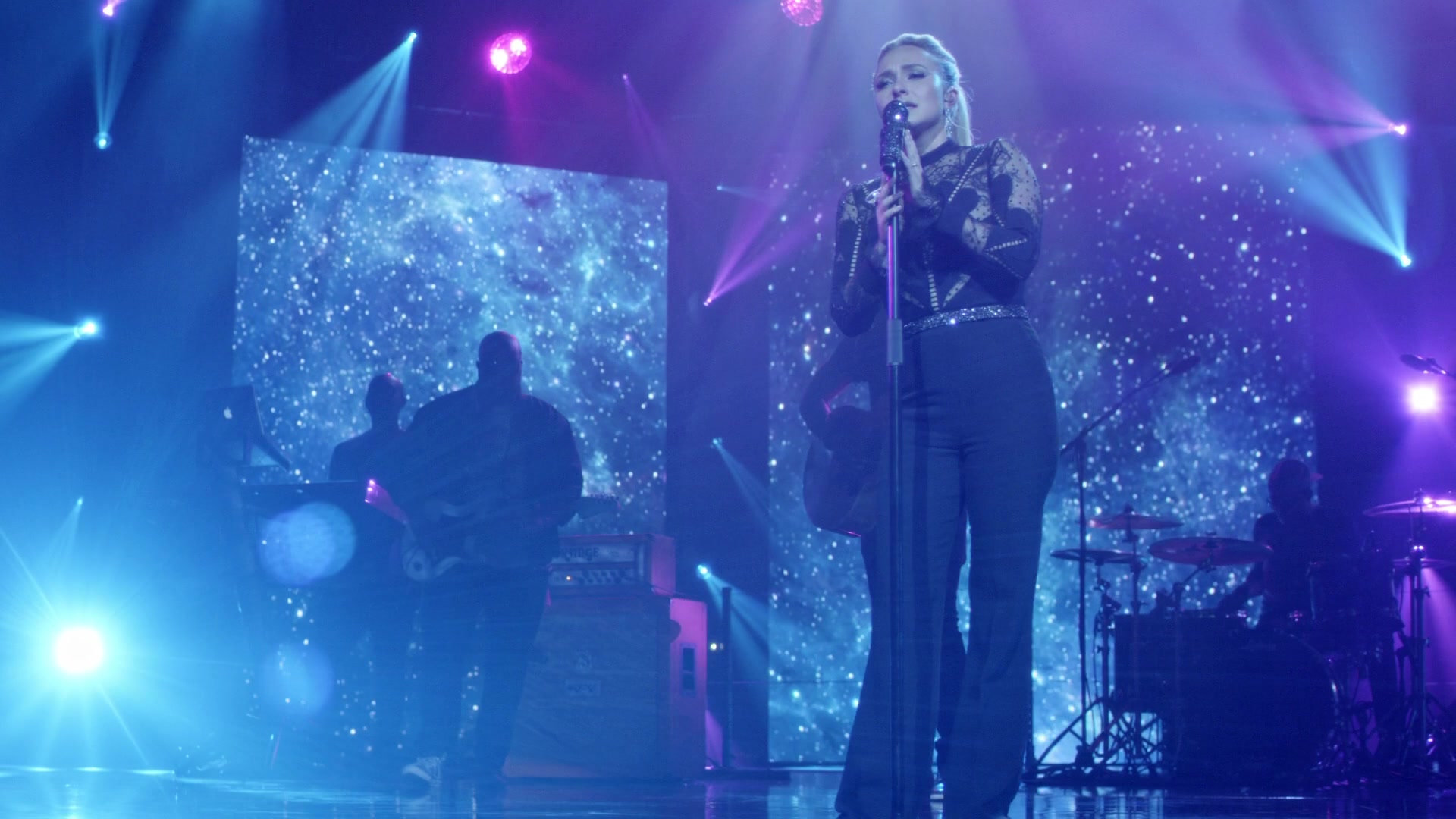 Nashville_2012_S06E01_New_Strings_1080p__0859.jpg