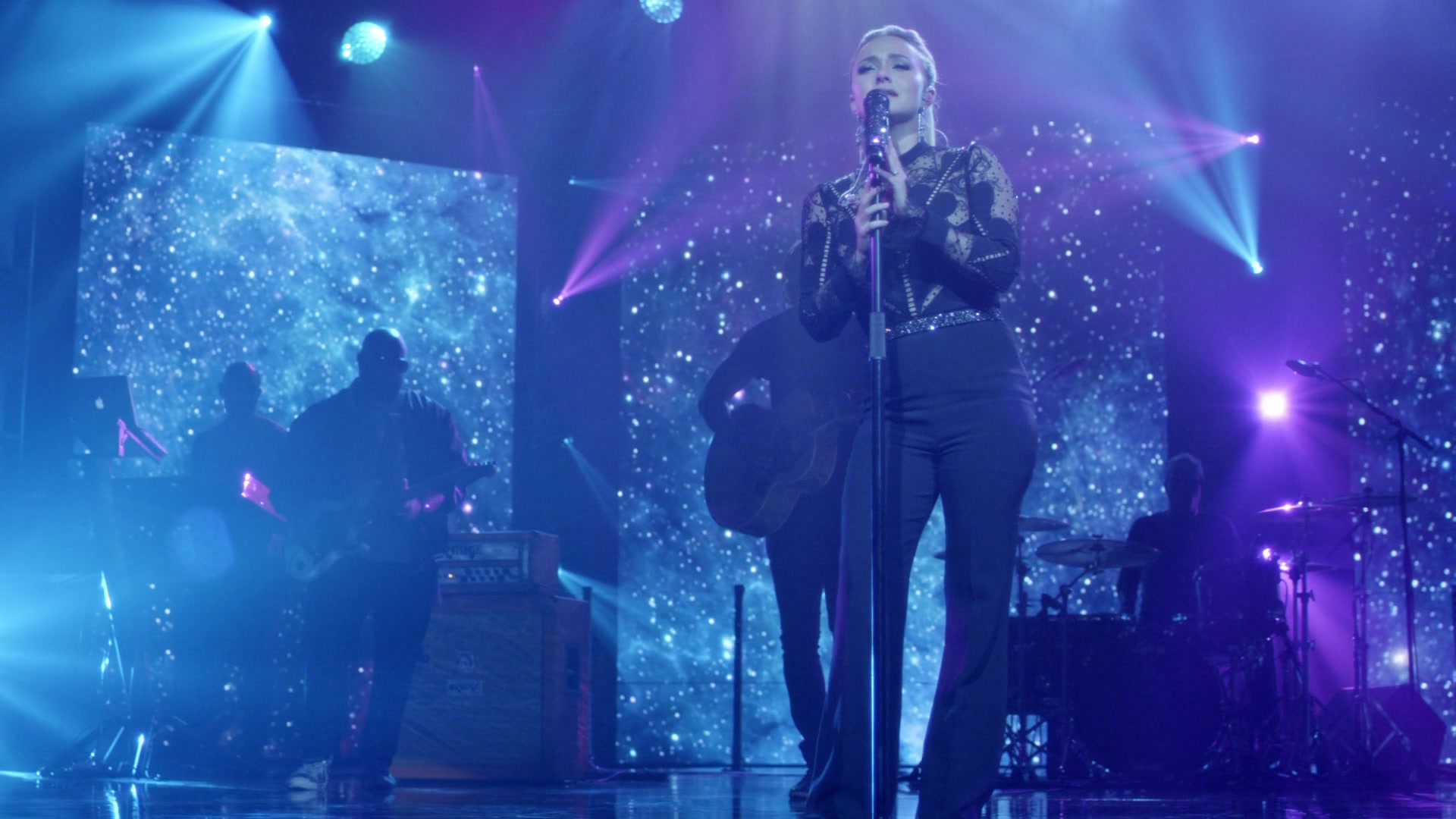 Nashville_2012_S06E01_New_Strings_1080p__0865.jpg