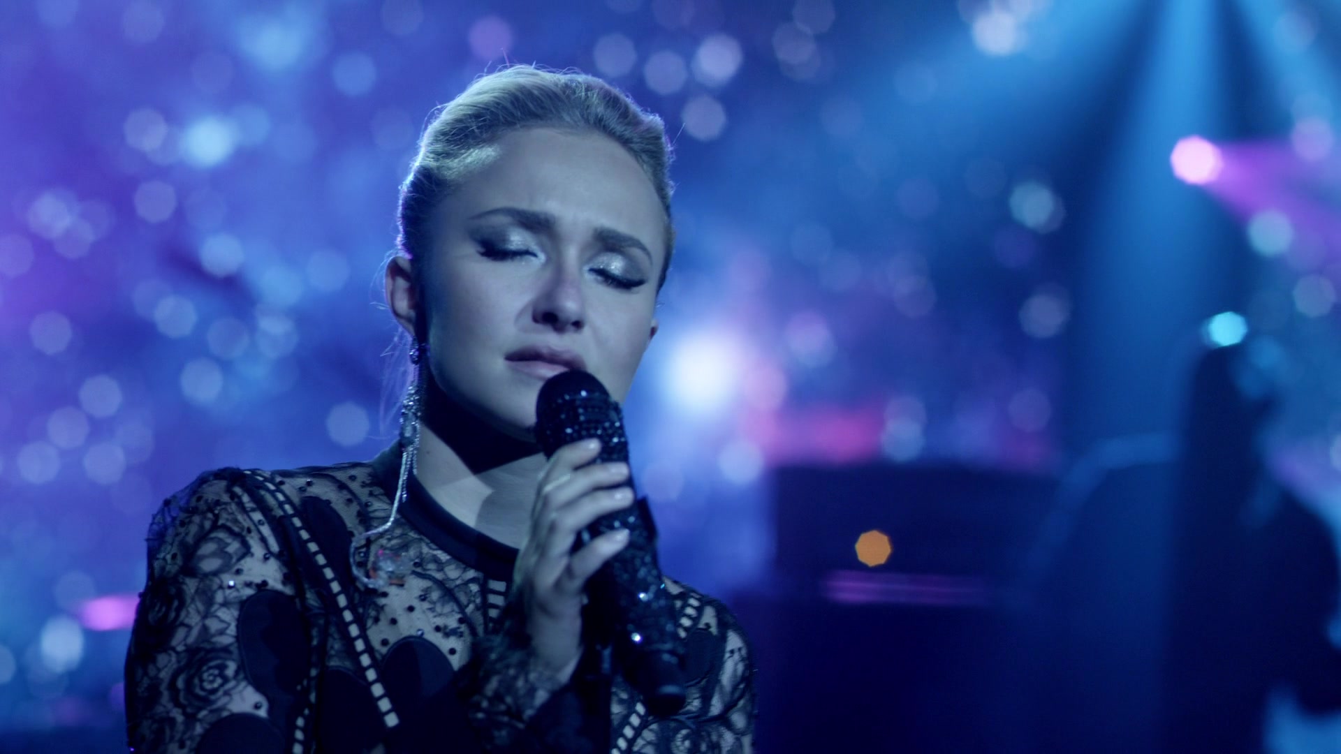Nashville_2012_S06E01_New_Strings_1080p__0970.jpg
